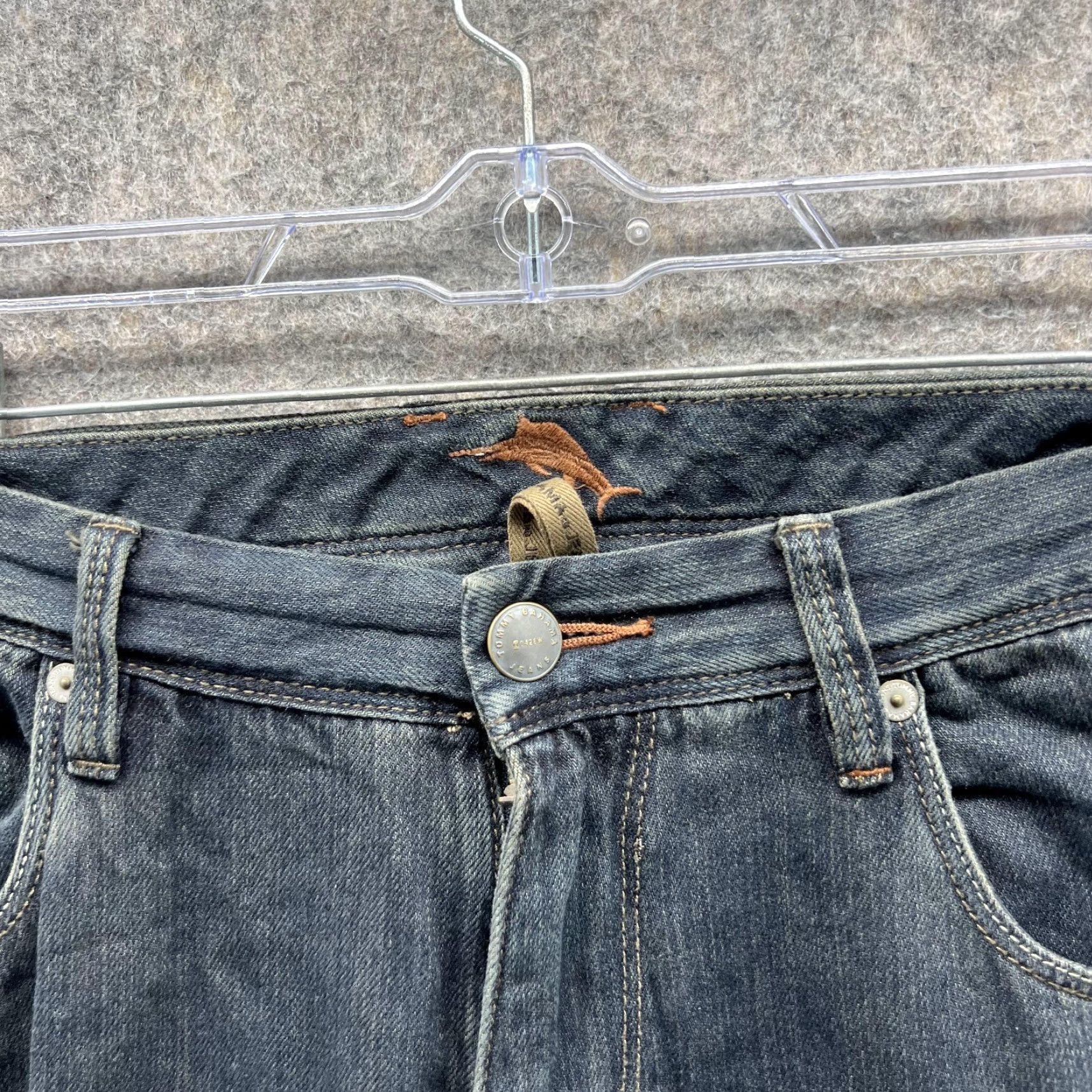 Tommy Bahama VINTAGE Tommy Bahama Jeans Men 38/32 Blue Denim Cotton Straight Regular 32in Inseam Blue Jeans Mens Vintage Straight Jeans 38 x 32 Size US 38 / EU 54 - 7 Thumbnail