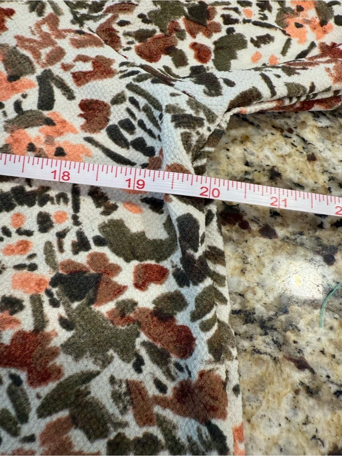 Other Jessica Simpson botanical top neutral hues long sleeves SM Size S / US 4 / IT 40 - 8 Thumbnail