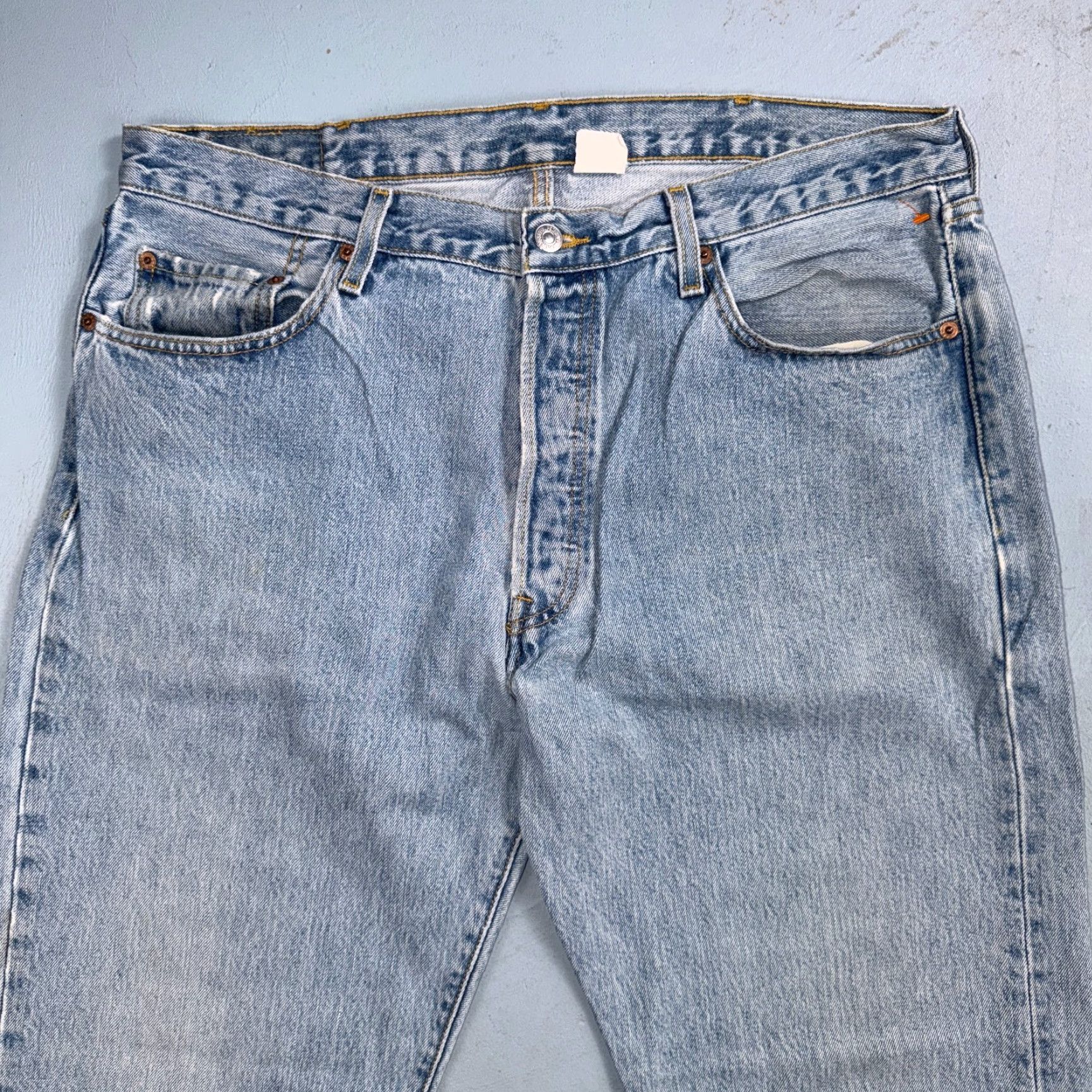 Levi's VINTAGE Levi's 501 Jeans 90s XX Straight Leg Blue Light Wash 38x34 Mens Size US 38 / EU 54 - 2 Thumbnail
