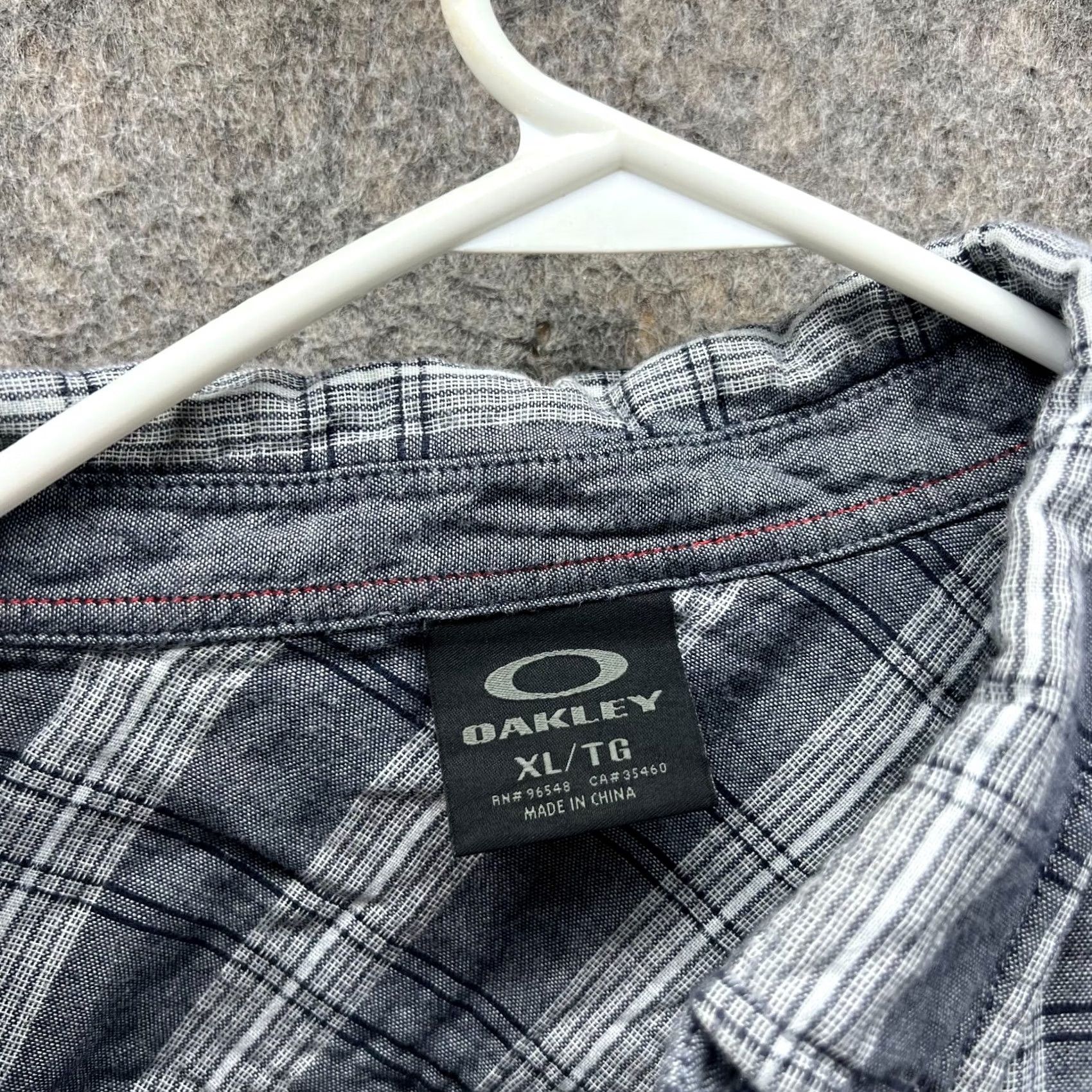 Oakley Oakley Shirt Men XL Gray Plaid Button-Up Casual Lightweight Cotton Long Sleeve Size US XL / EU 56 / 4 - 7 Thumbnail