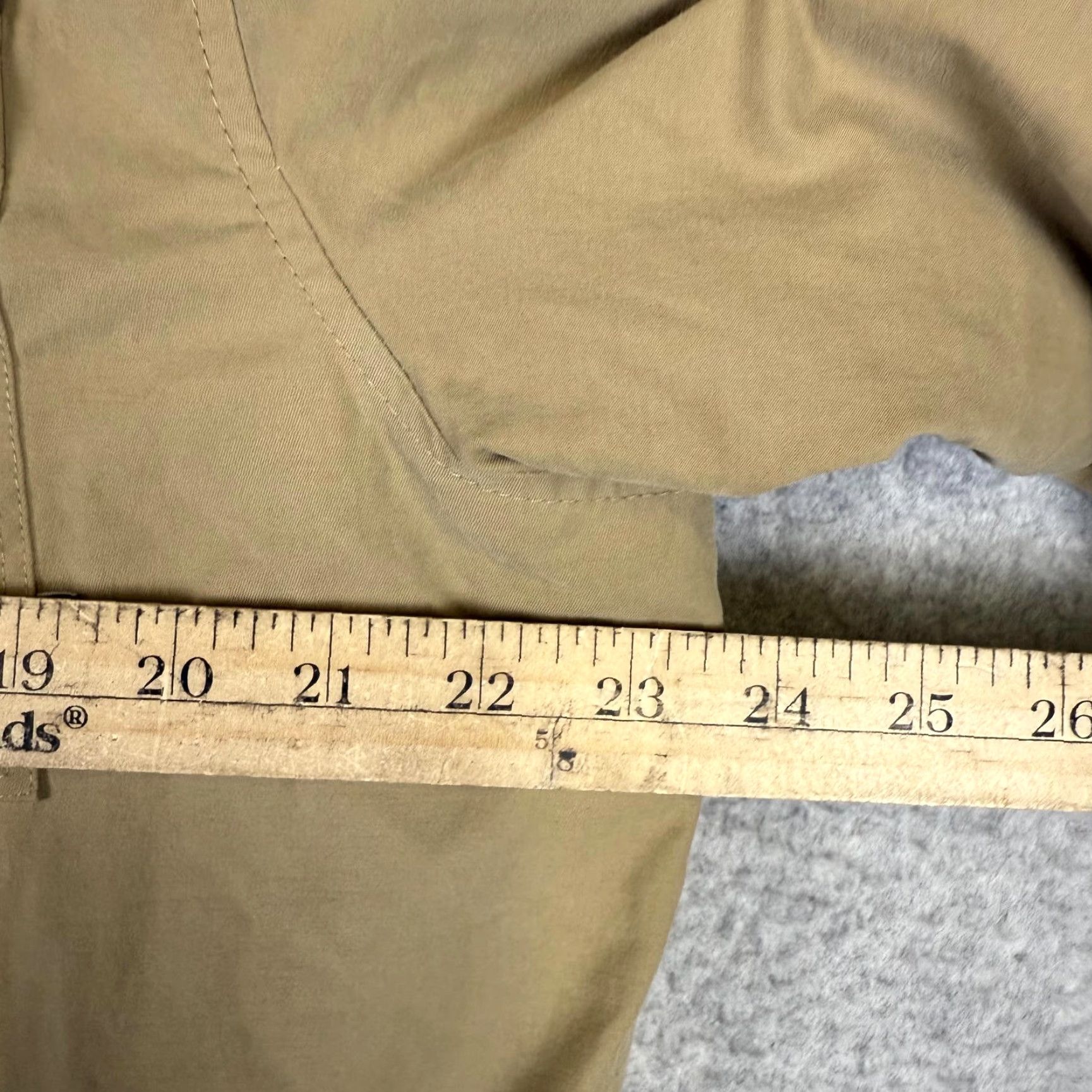 Eddie Bauer Eddie Bauer Jacket Tan Blanket Lined Button Up Chore Coat, Size L, Men’s, Regular, Cotton Blend, Basic Jacket Size US L / EU 52-54 / 3 - 5 Thumbnail