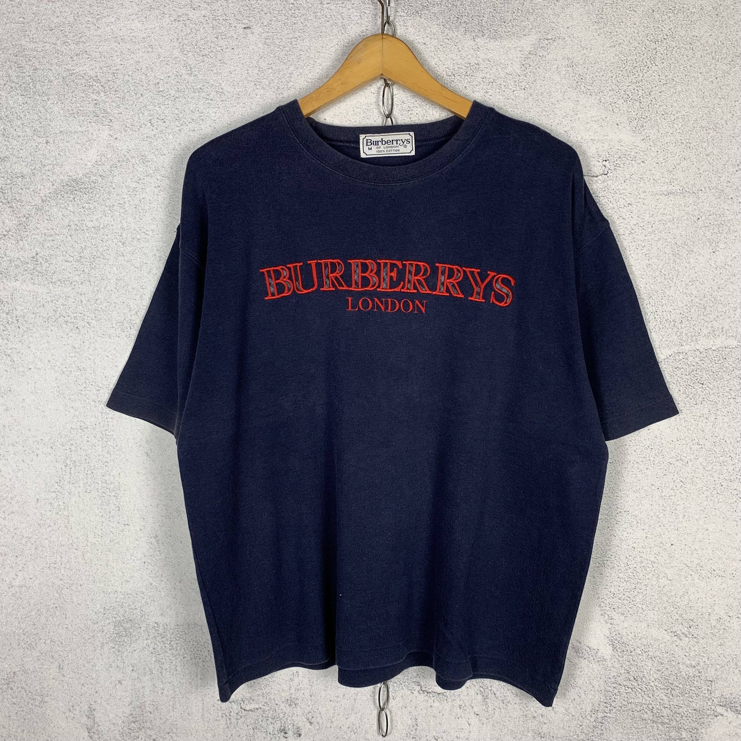Burberry Vintage Burberry London Tshirt Size US M / EU 48-50 / 2 - 1 Thumbnail