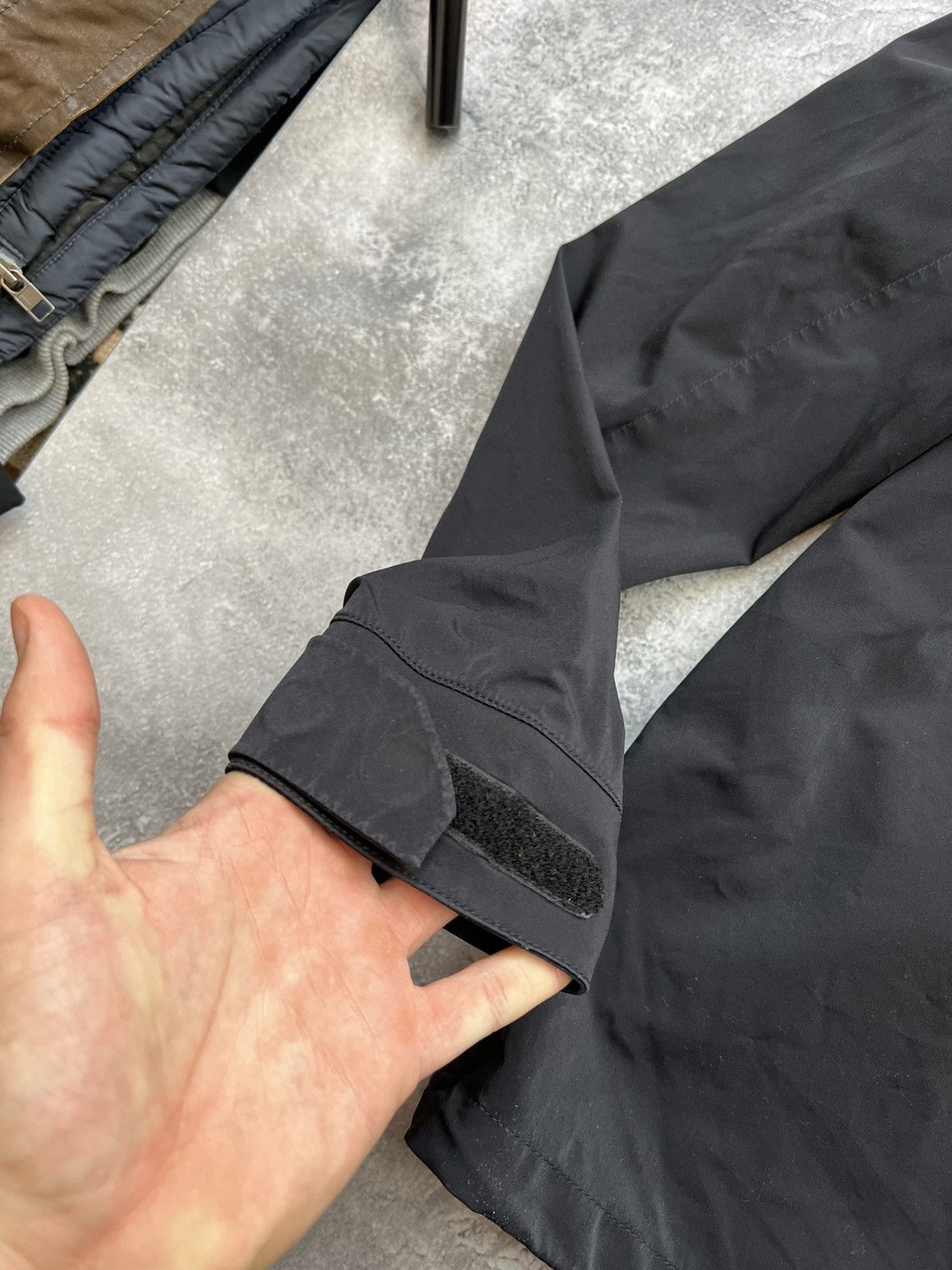 Pyrenex Pyrenex Black Light Jacket Gorpcore Size US S / EU 44-46 / 1 - 9 Thumbnail