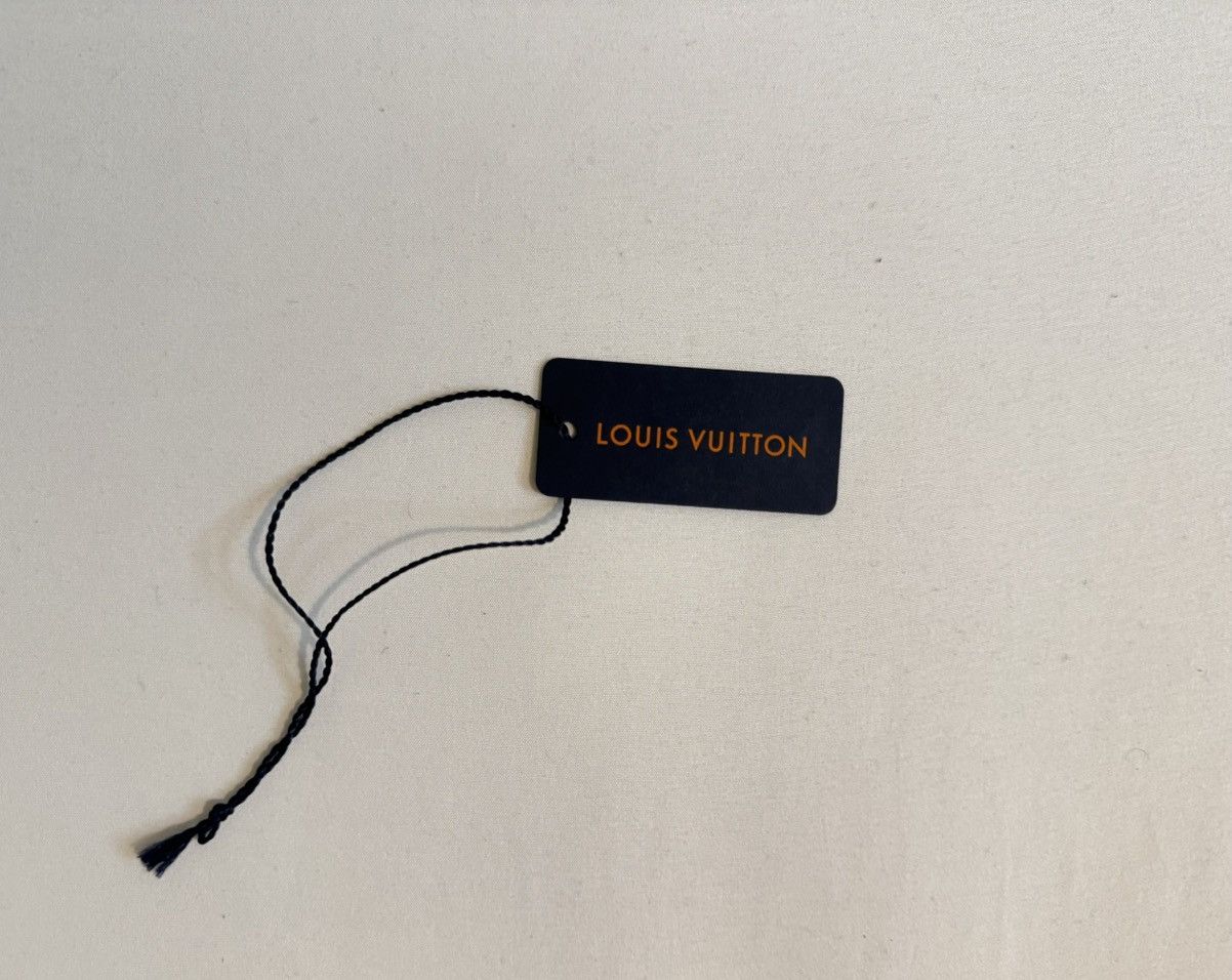 Louis Vuitton Louis Vuitton Monogram Eclipse Scarf M73468 Receipt Box Tags Size ONE SIZE - 6 Thumbnail