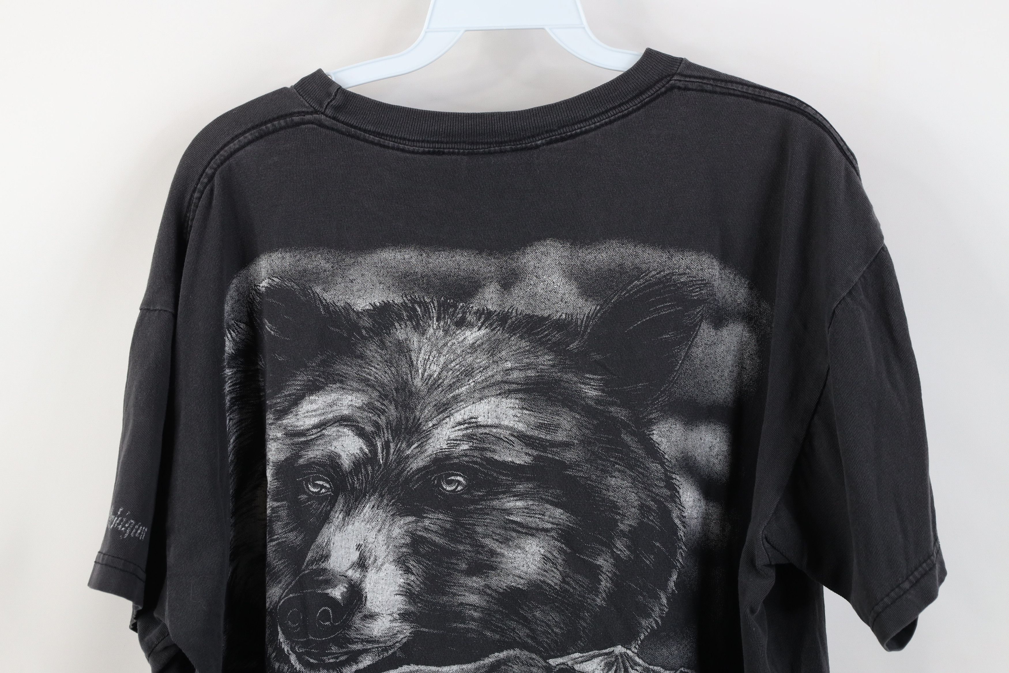 Vintage Vintage 90s Streetwear Michigan Nature T-Shirt Black Cotton Size US L / EU 52-54 / 3 - 15 Thumbnail