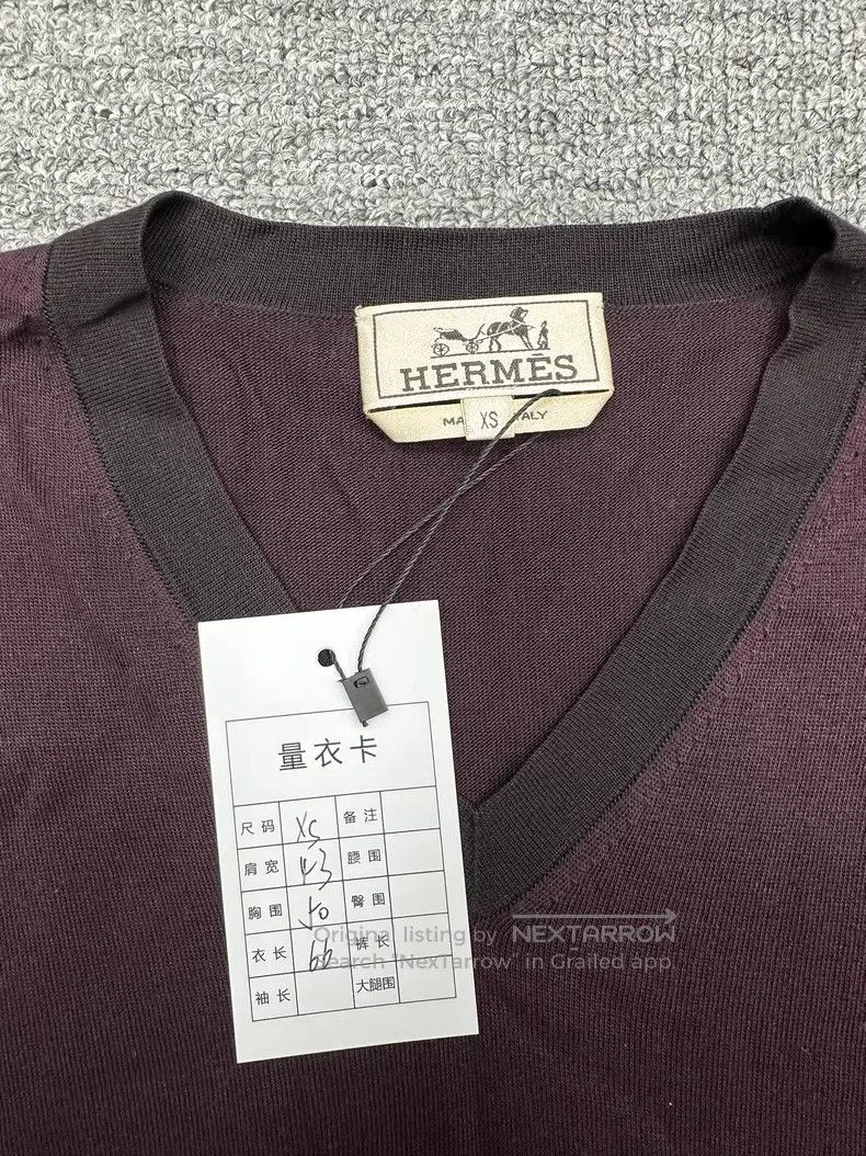 Hermes Hermes Mulberry silk V-neck knitted shirt Size US XS / EU 42 / 0 - 2 Thumbnail