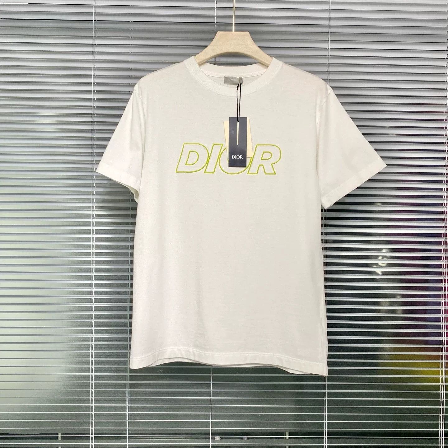 Dior Dior White XS T-shirt w/ Green Logo Size US XS / EU 42 / 0 - 1 Thumbnail