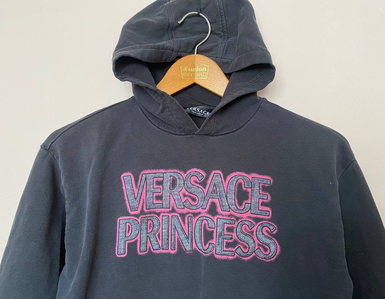 Versace Gianni Versace Hoodie Big Logo Size 10 years (140 cm) Black Size XXS / US 00 / IT 34 - 3 Thumbnail