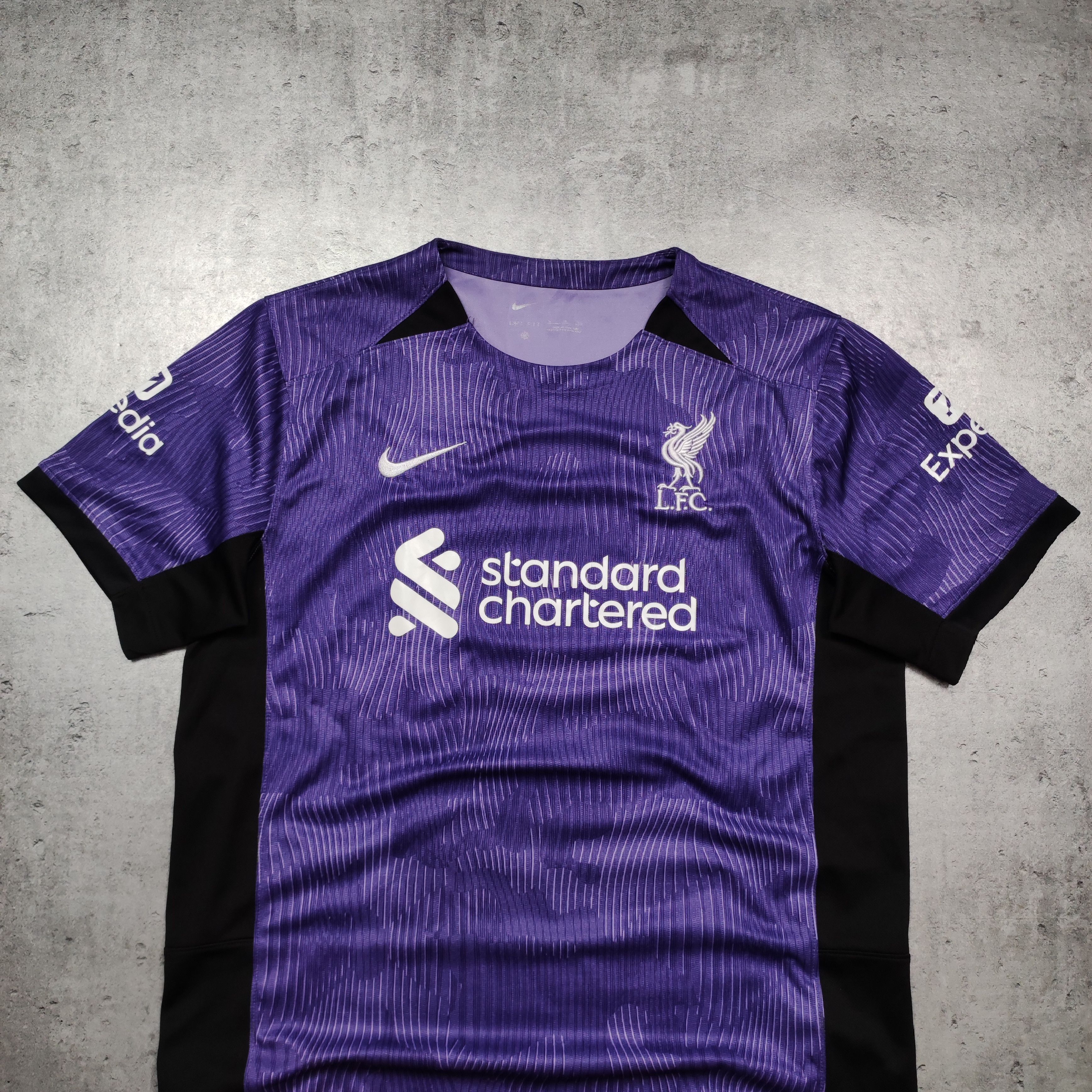 Nike Liverpool FC 2023 Third Football Nike Purple Jersey Size US L / EU 52-54 / 3 - 3 Thumbnail