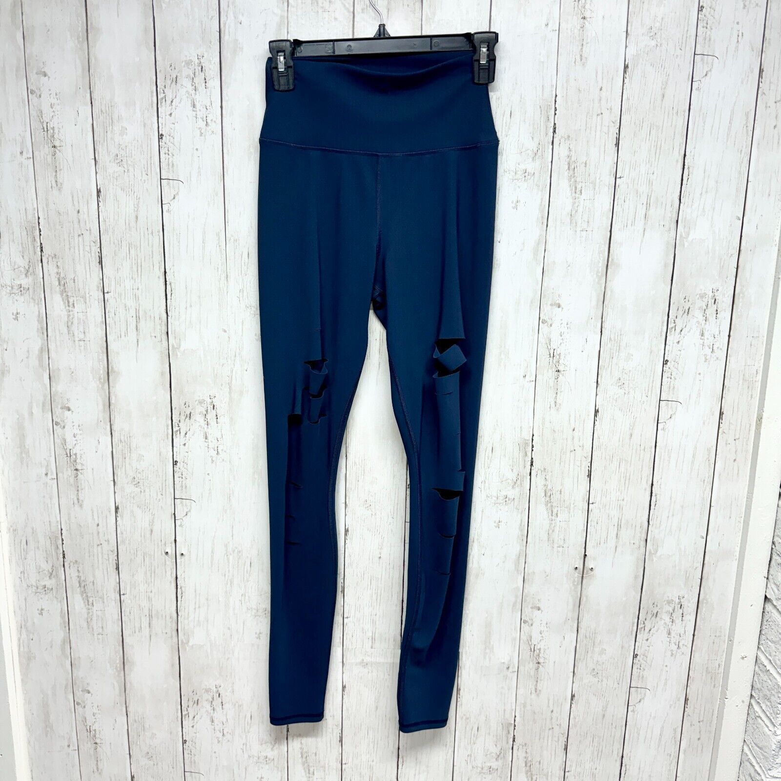 Alo ALO Yoga Ripped Warrior Leggings Small Blue High Waist Size 28" / US 6 / IT 42 - 1 Thumbnail