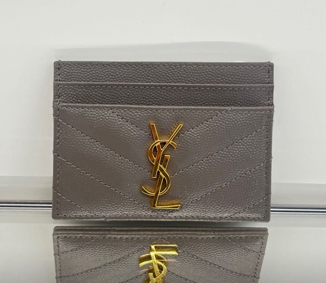 Saint Laurent Paris 🔥 YSL CASSANDRE Card Holder Case Wallet Size ONE SIZE - 1 Preview