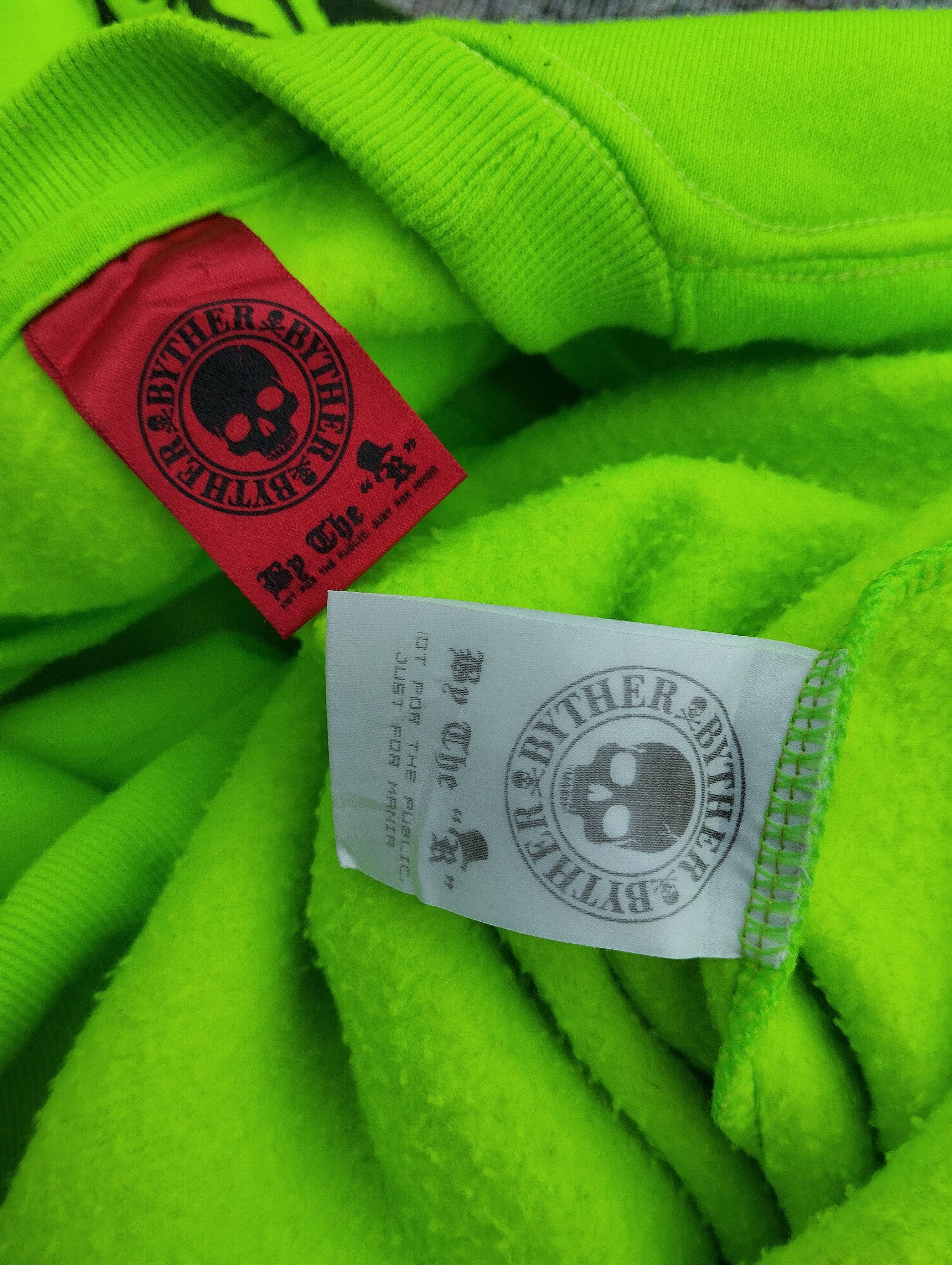 ByTheR Skull By TheR Green neon Size US XL / EU 56 / 4 - 5 Thumbnail