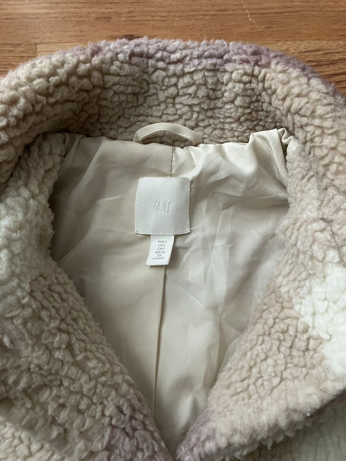 H&M Beige Checkered Fur Sherpa Coat H&M Size S Oversize Casual Size S / US 4 / IT 40 - 4 Thumbnail