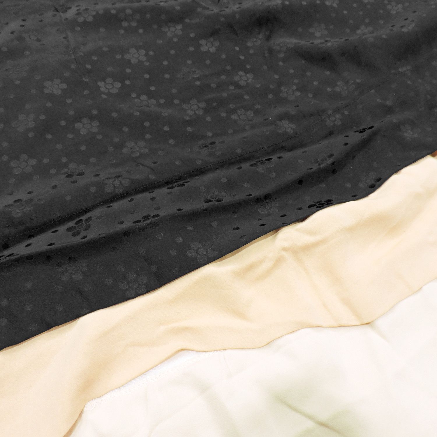 Marc Jacobs MARC BY MARC JACOBS RUFFLE TIERED SILK DROP WAIST MINI DRESS Size XS / US 0-2 / IT 36-38 - 13 Thumbnail