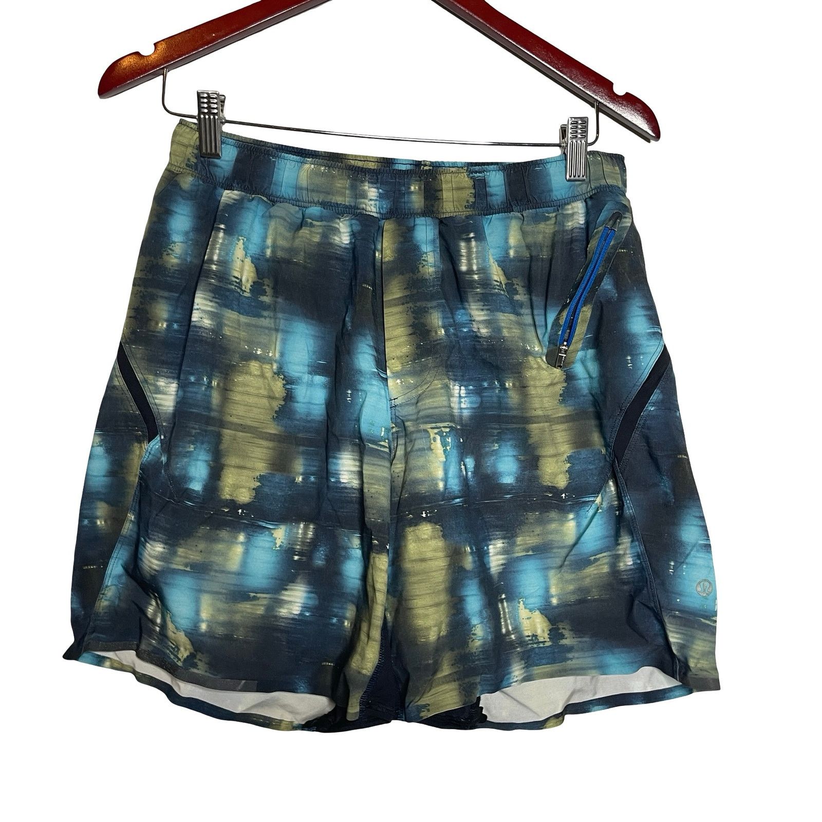 Lululemon Lululemon green blue athletic shorts sz M Size US 32 / EU 48 - 1 Thumbnail