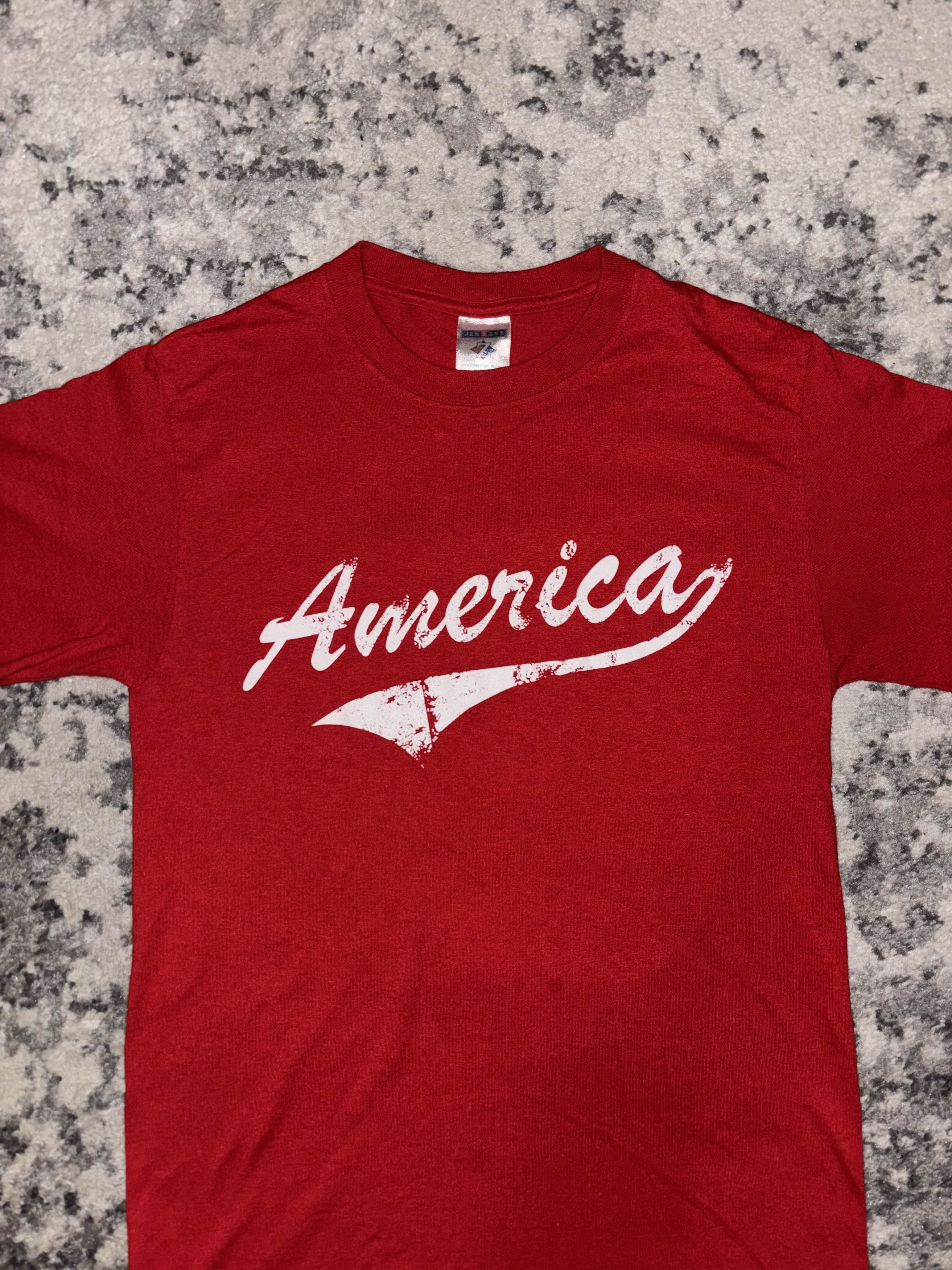 Vintage Y2K America Swoosh Underline Shirt Size US S / EU 44-46 / 1 - 3 Thumbnail