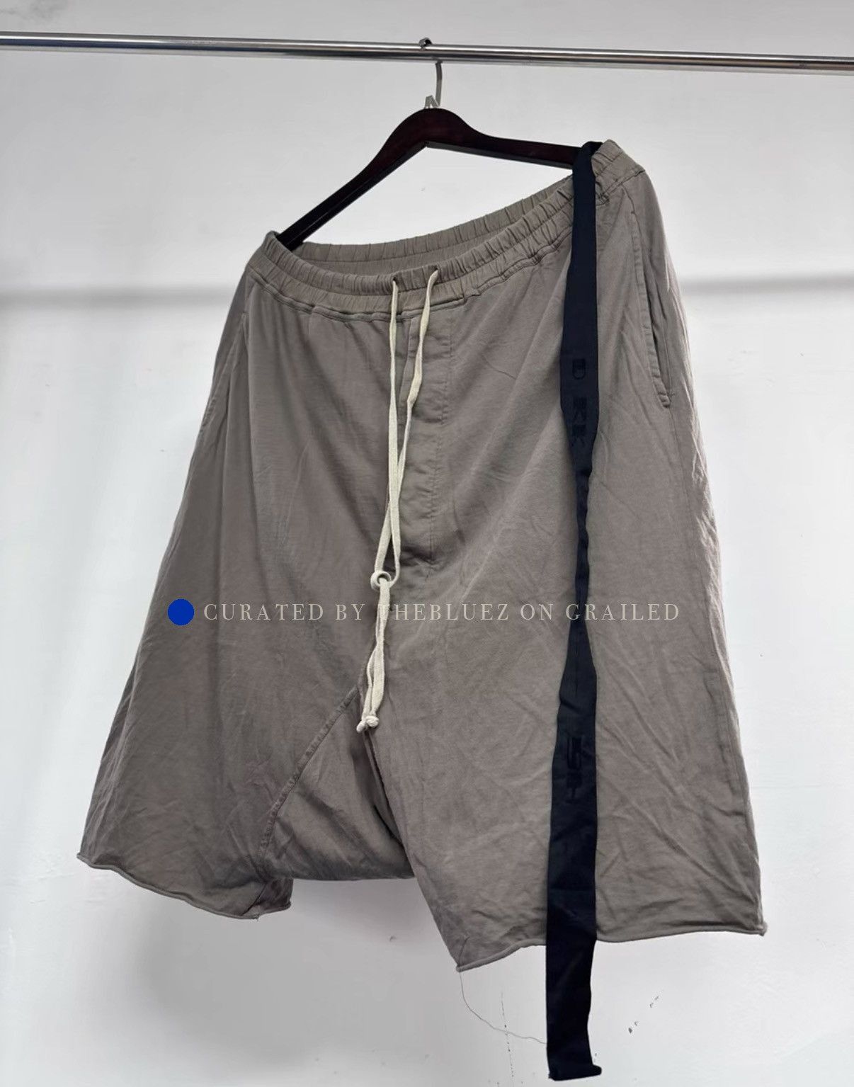 Rick Owens Drop Crotch Gray Shorts Size 34 Size US 34 / EU 50 - 1 Thumbnail