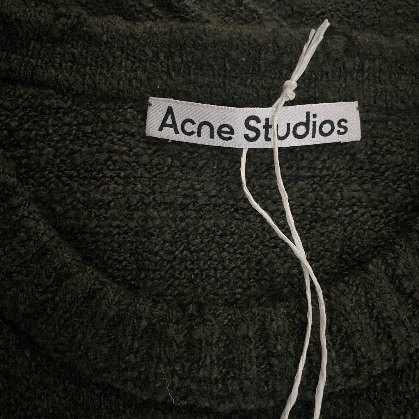 Acne Studios Acne Studios 25SS Solid Distressed Oversized Sweater Size US M / EU 48-50 / 2 - 4 Thumbnail