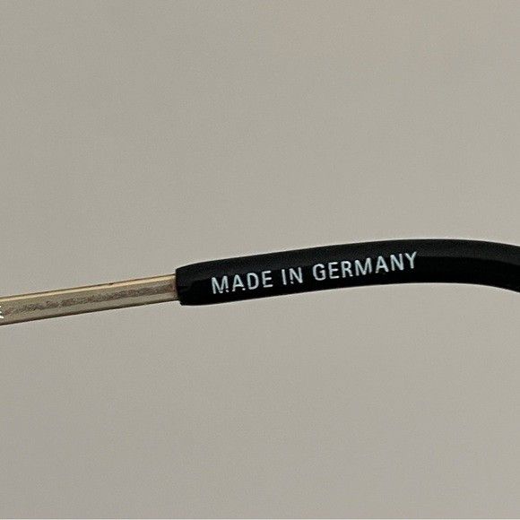 Paloma Picasso Vintage Paloma Picasso Gold Oval Cat Eye Sunglasses 🇩🇪 Size ONE SIZE - 10 Thumbnail