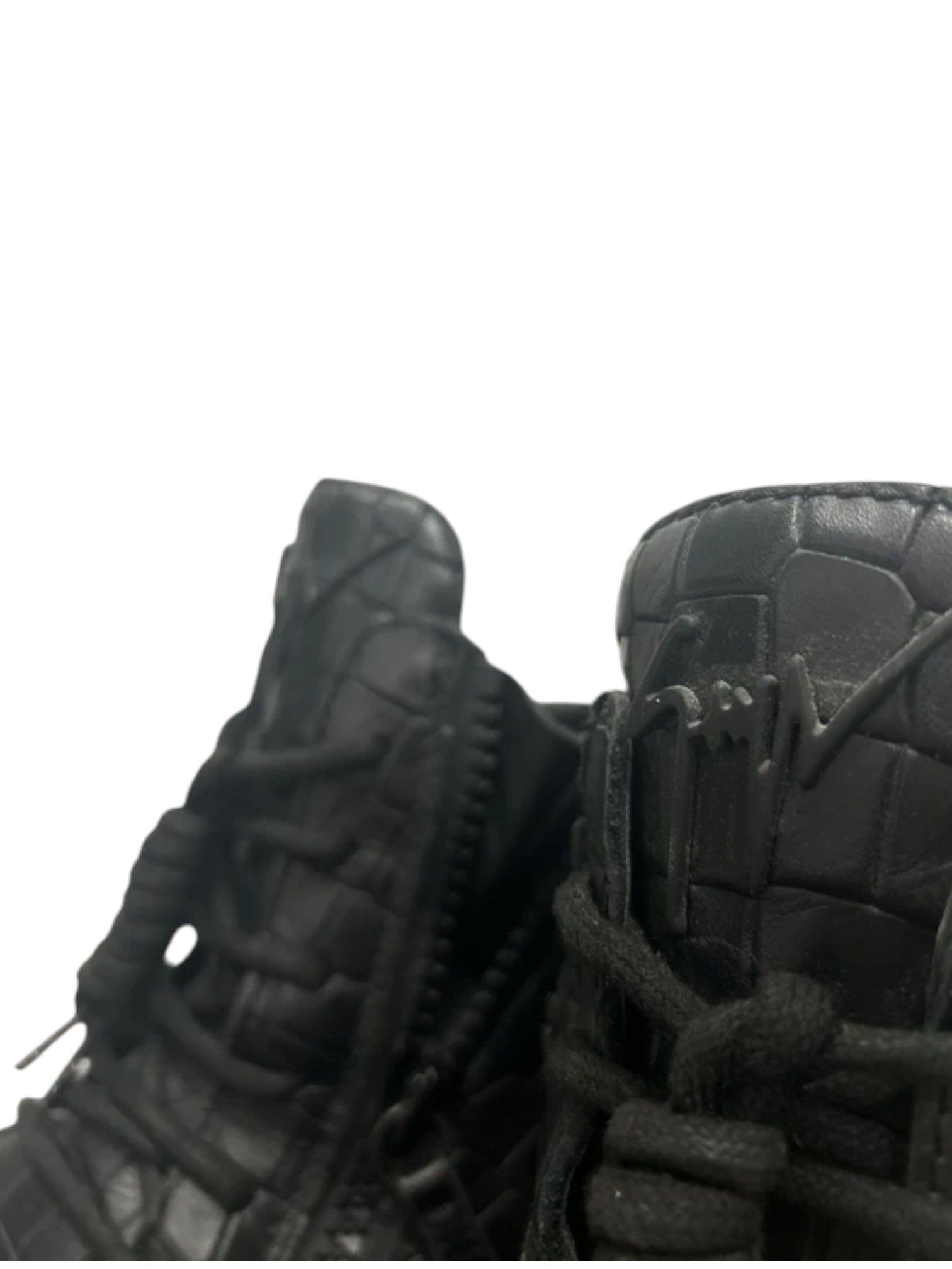 Giuseppe Zanotti Giuseppe Zanotti Croc-Embossed Black Side-Zip Sneaker, 2010s Size US 7 / EU 40 - 3 Thumbnail