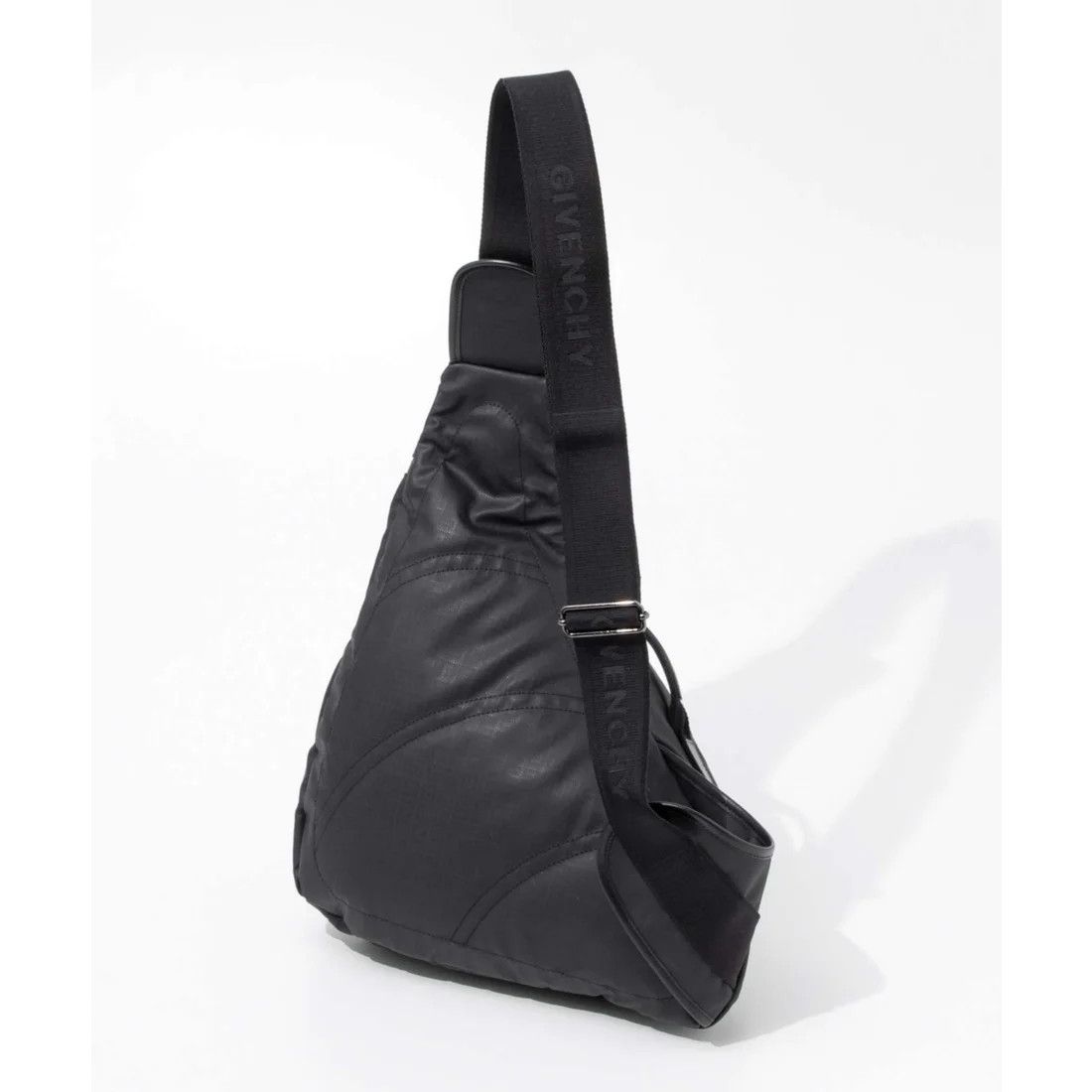 Givenchy o1w1db10925 Size: OS / G-Zip Triangle Medium Bag in Black Size ONE SIZE - 4 Thumbnail