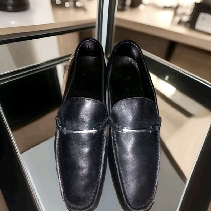 Hugo Boss HUGO BOSS Black Leather MEN Shoes SIZE 11.5M Size US 11.5 / EU 44-45 - 1 Thumbnail