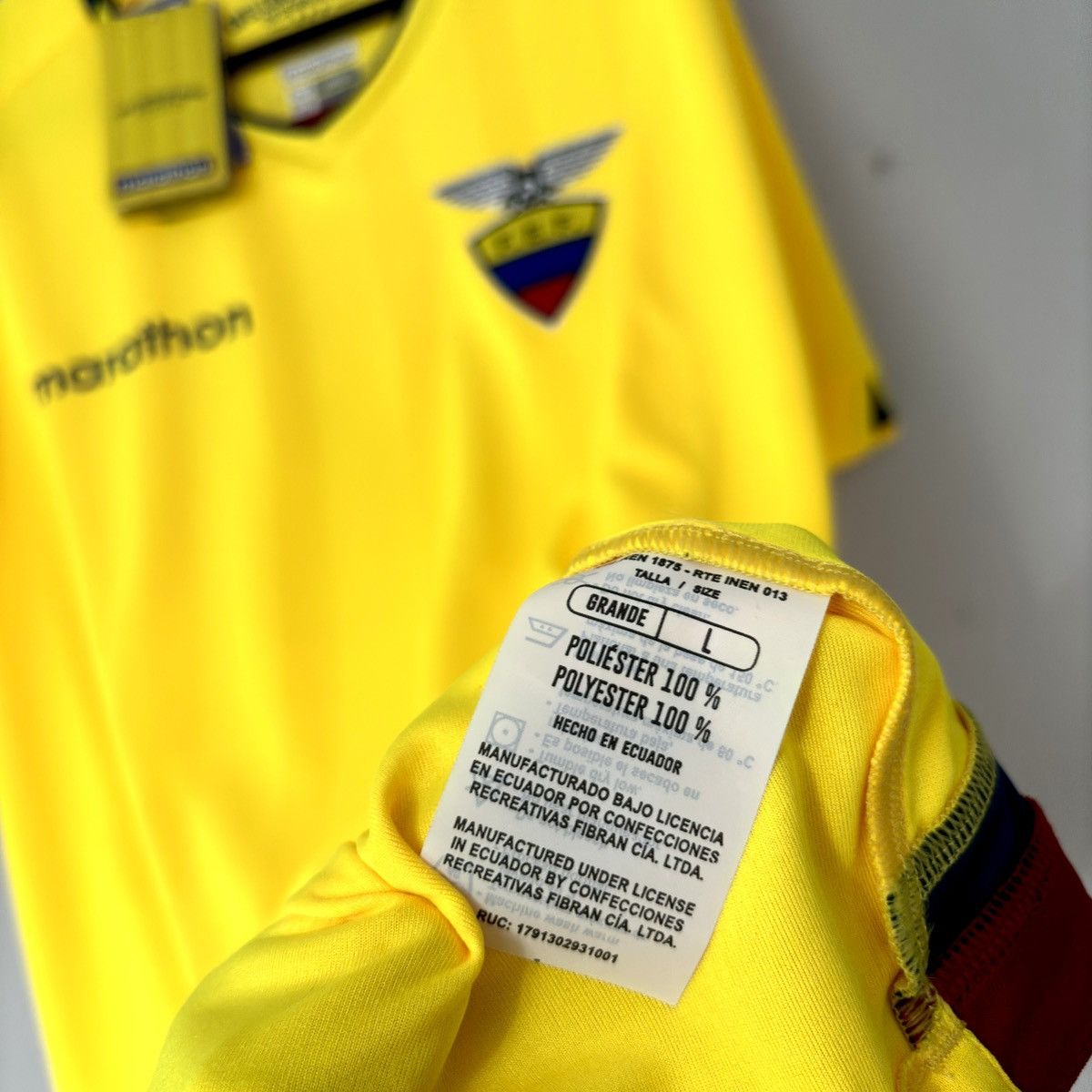 Other NEW 2017 2018 Ecuador Marathon Home Kit Soccer Jersey Shirt Size US L / EU 52-54 / 3 - 7 Thumbnail