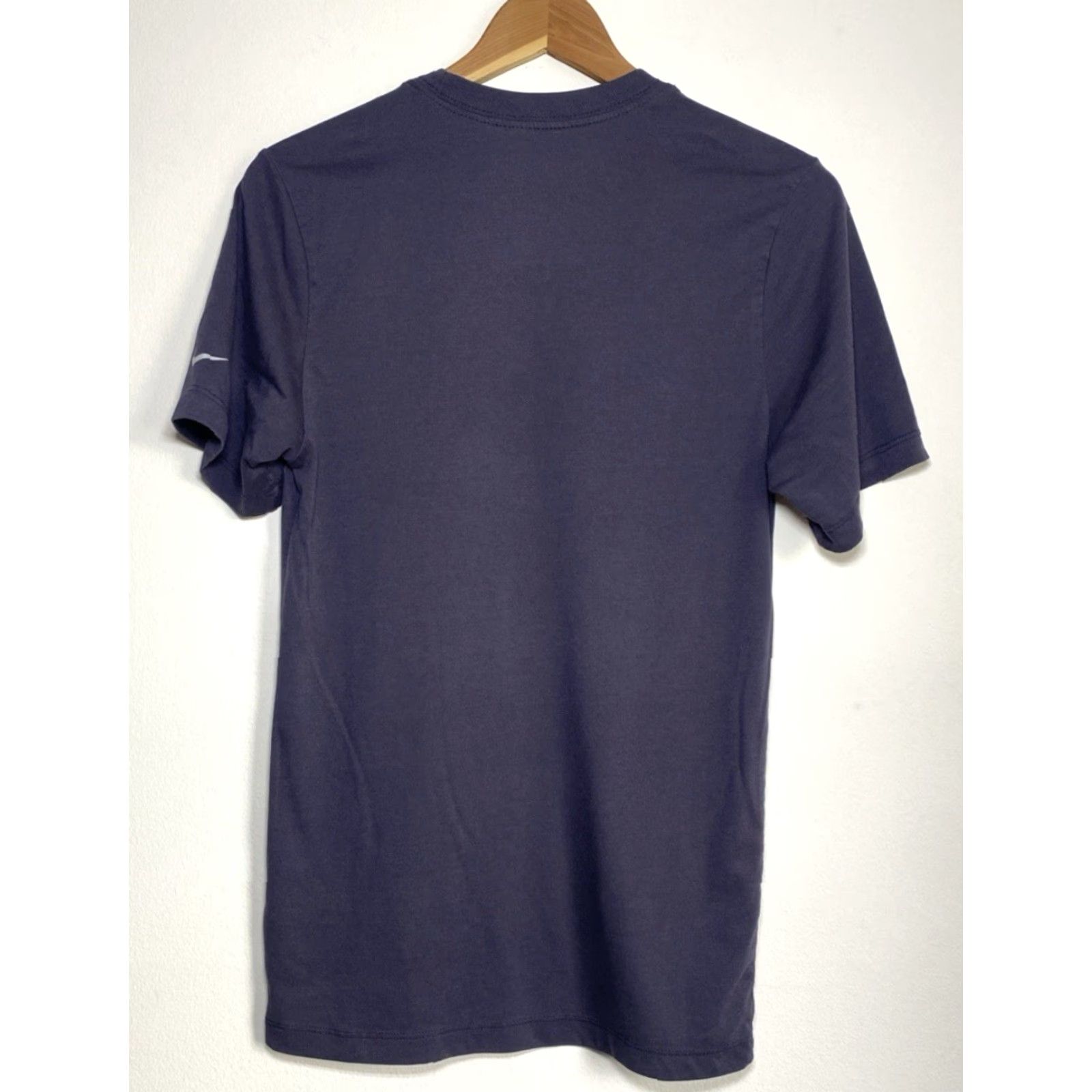 Nike VINTAGE Nike Rafa Nadal T-Shirt Men XS Gray Dri-Fit BV7022-015 Tennis Sports Shirts Mens Size US XS / EU 42 / 0 - 2 Thumbnail