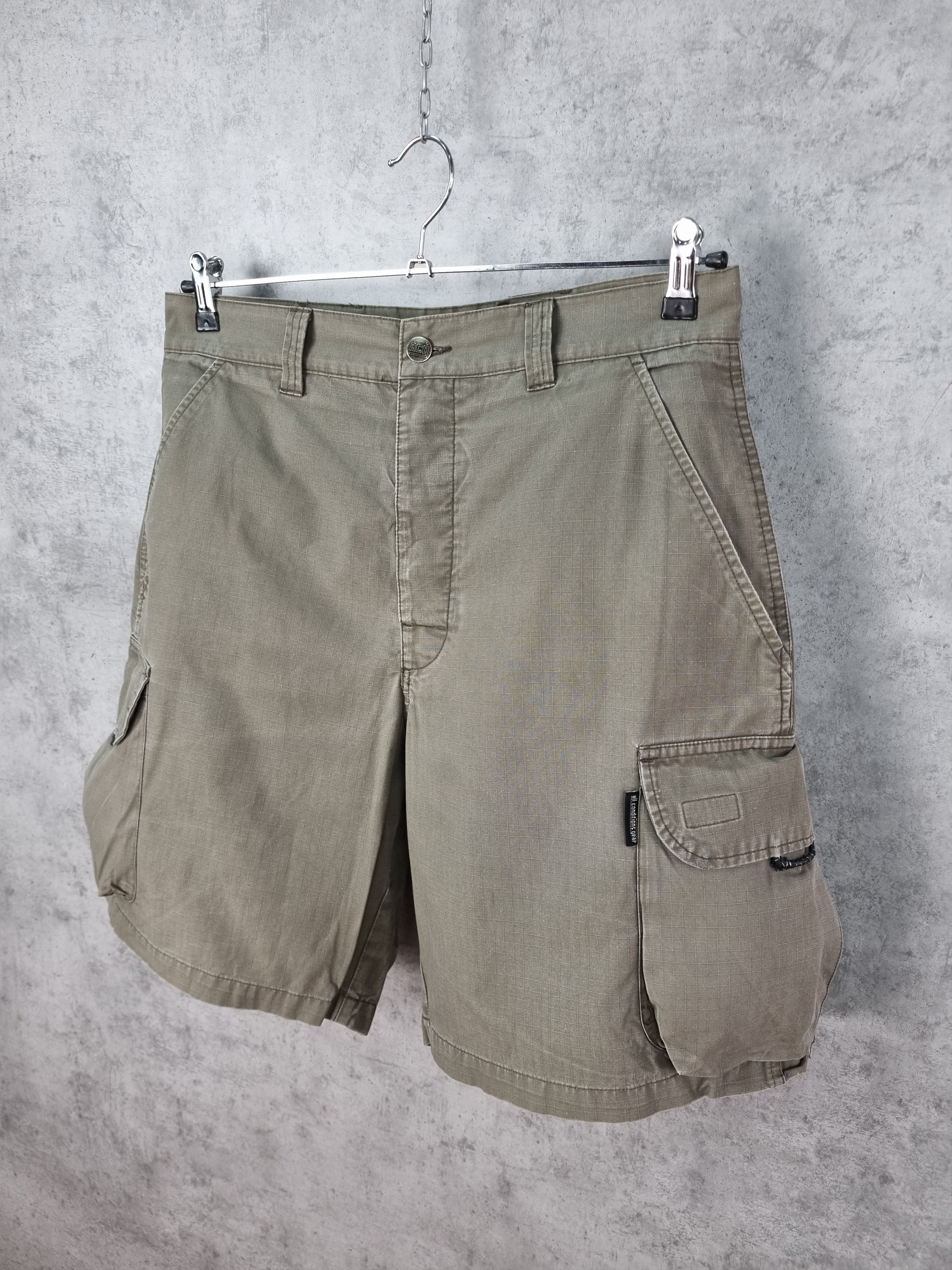 Nike × Nike ACG × Vintage Nike ACG Cargo Military Style Kaki Shorts Size US 31 - 1 Thumbnail