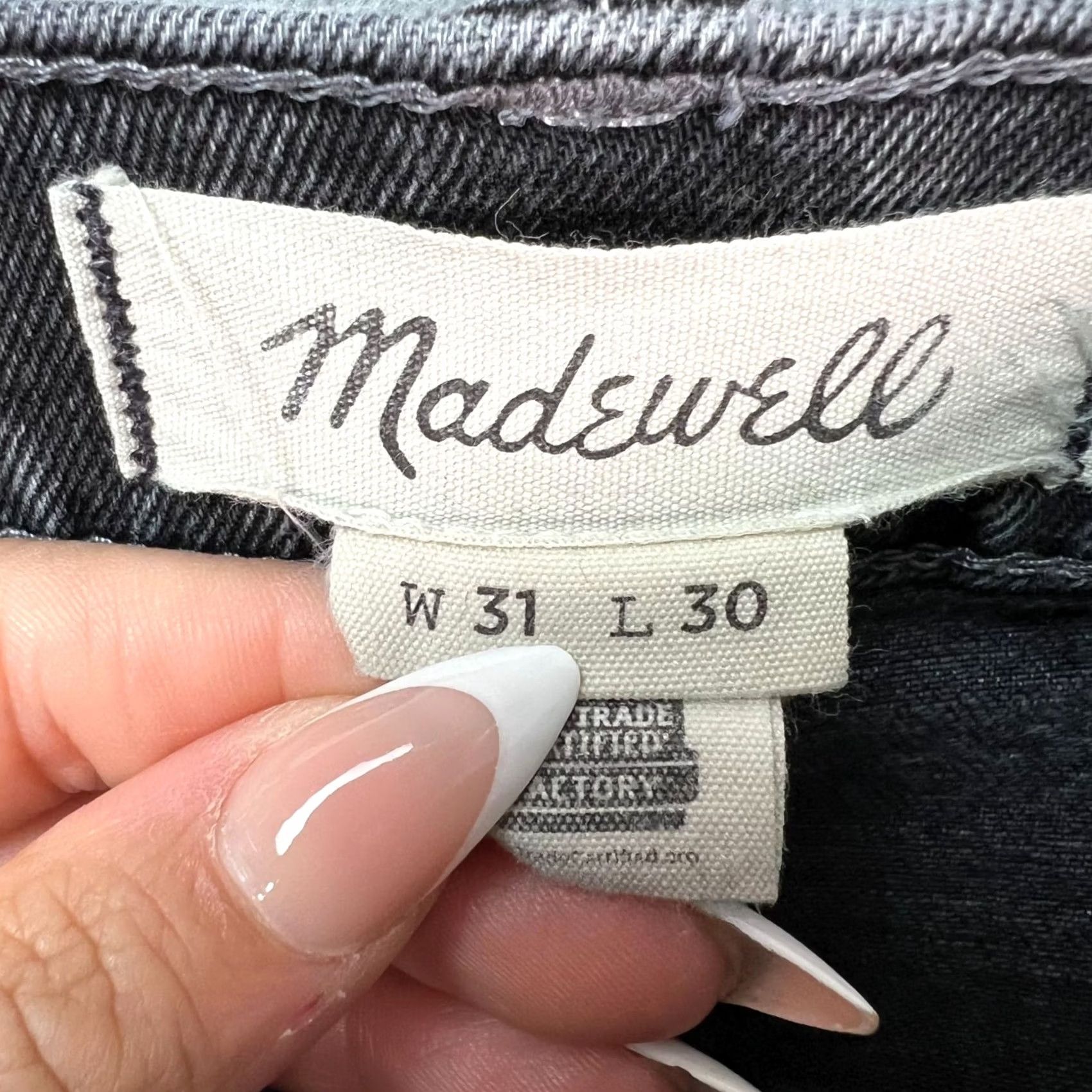 Madewell Madewell Jeans Regular 31x26 Black Stretch Denim Logo 5-Pocket Relaxed Taper Mens Jeans Size US 31 - 4 Thumbnail