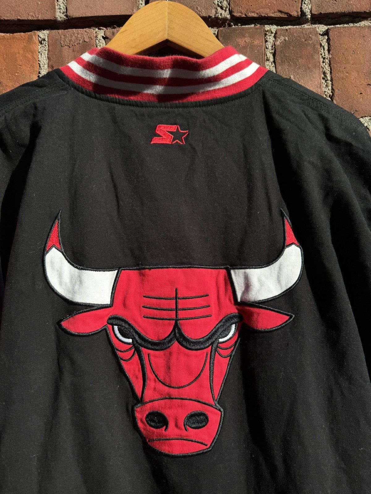 NBA × Starter × Vintage Vintage Starter Chicago Bulls 90’s Retro Jordan Jacket Size US XXL / EU 58 / 5 - 3 Thumbnail