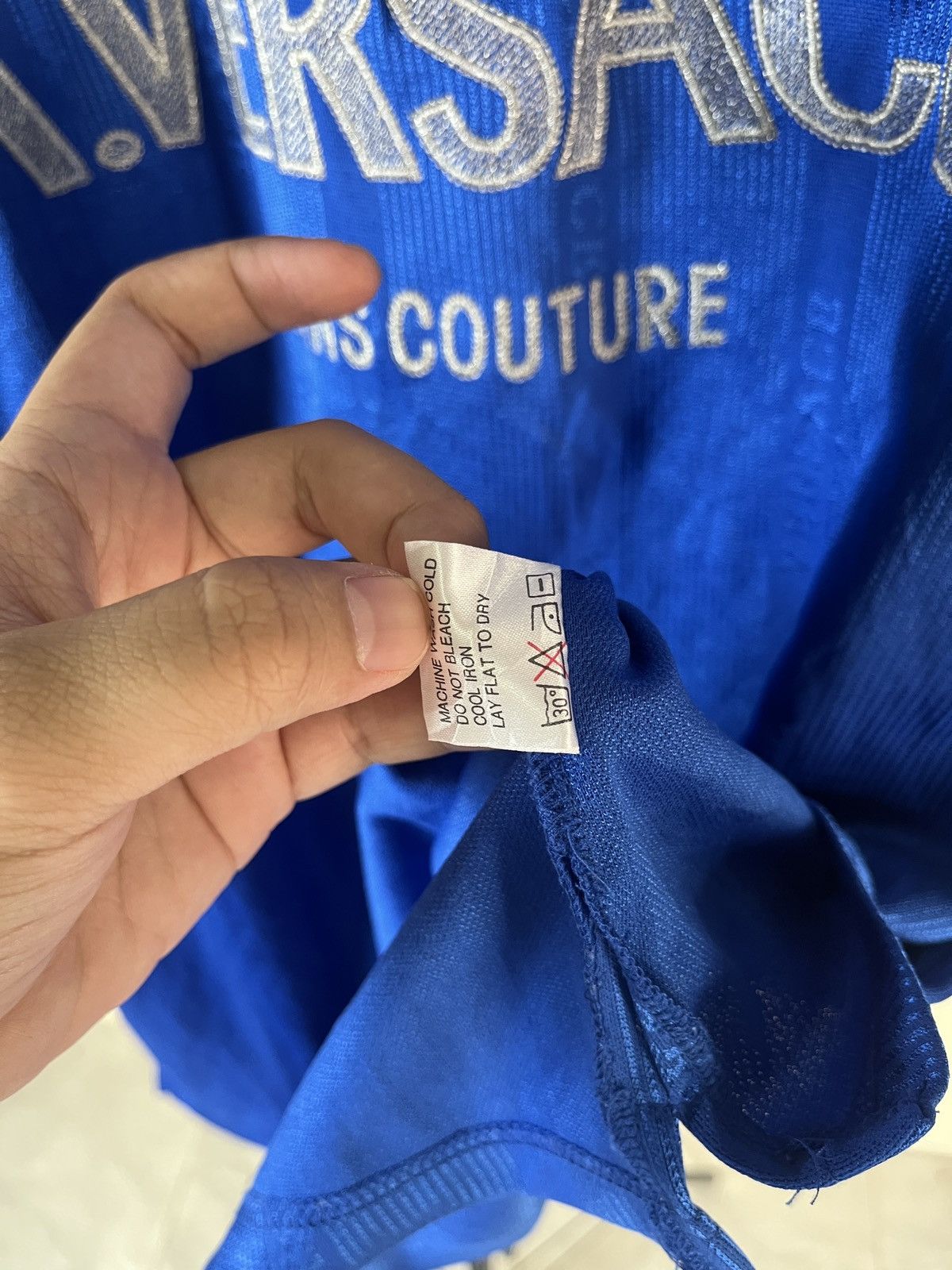 Versace Jeans Couture Vintage A. Versace Embroidery Emboss Jersey Size US L / EU 52-54 / 3 - 6 Thumbnail