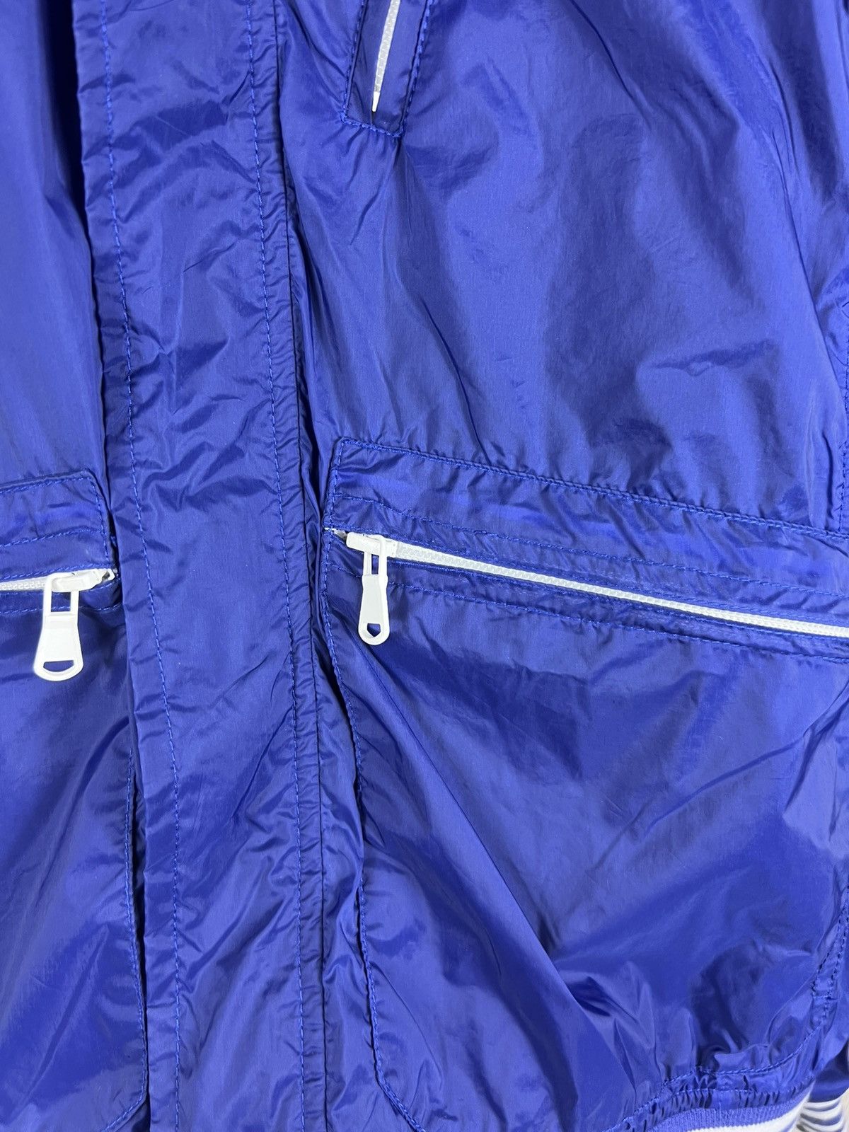 Love Moschino Love Moschino nylon light jacket windbreaker juicy old money Size S / US 4 / IT 40 - 15 Thumbnail