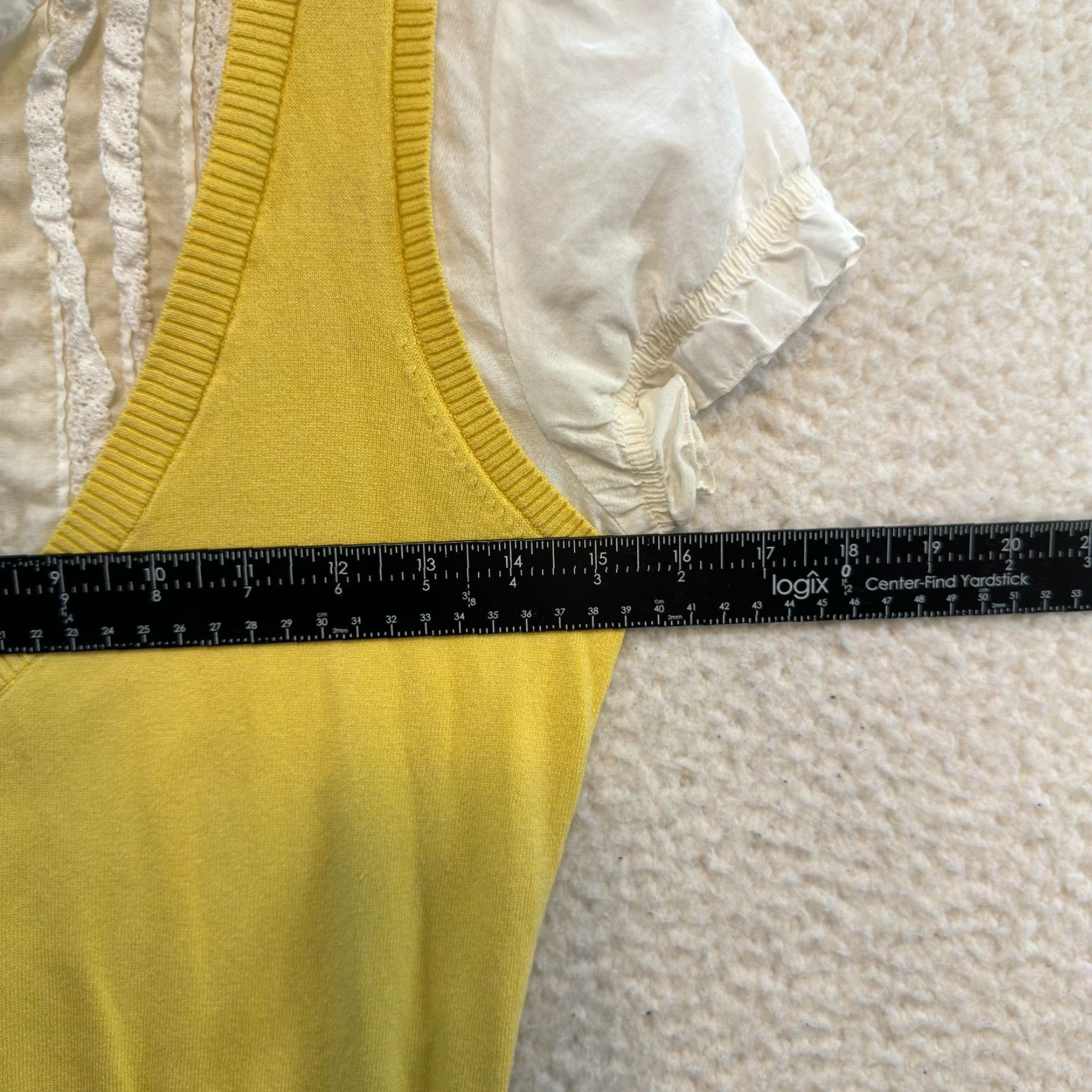 Vintage VINTAGE INC International Concepts Y2K Top Blouse Shirt Small S Yellow Silk Blend Cheesecake Factory Uniform Wear to Work Big Bang Theory Penny Size S / US 4 / IT 40 - 5 Thumbnail