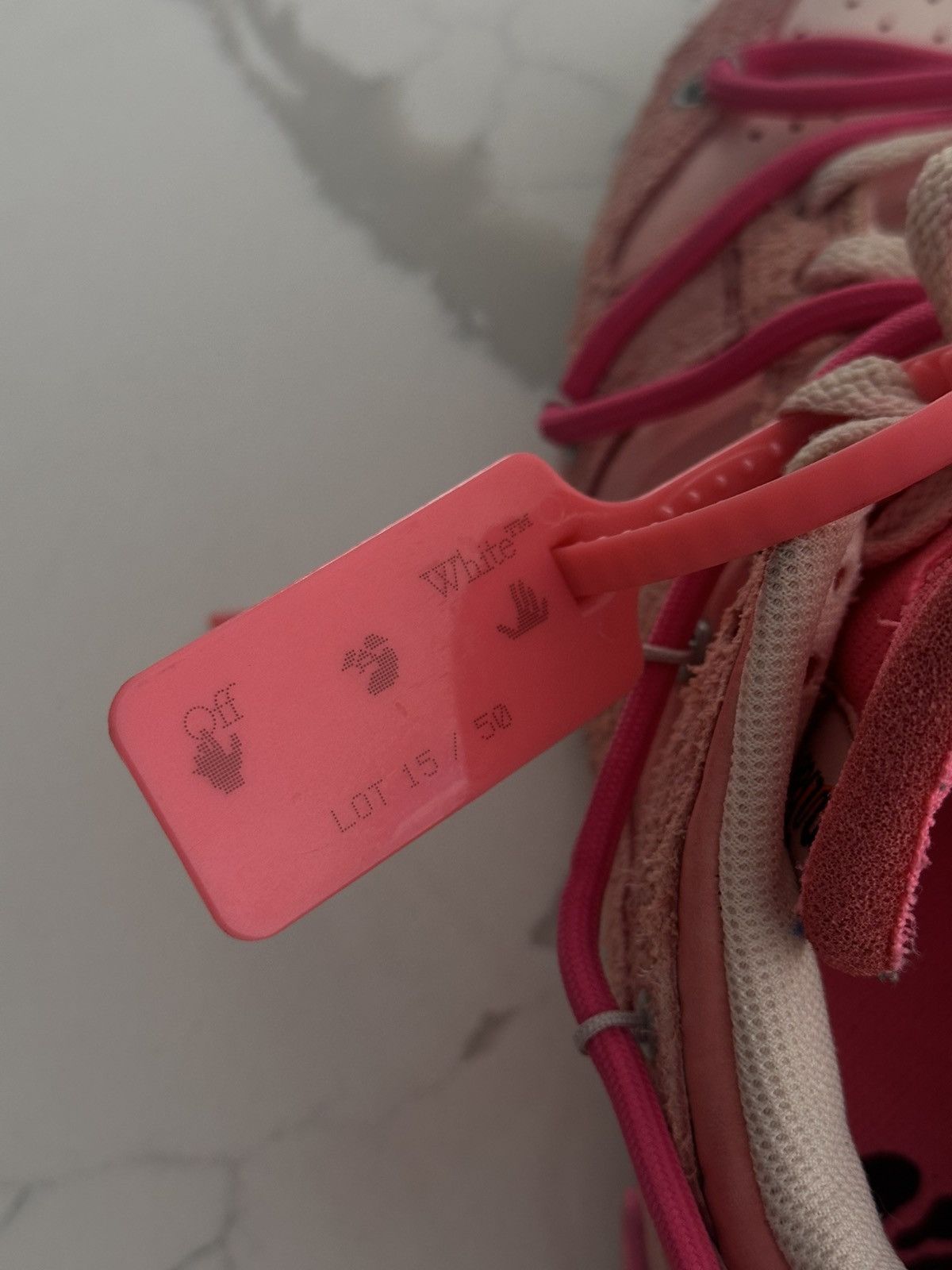 Nike × Off-White Cherry Blossom Dunks Lot 15 of 50 Size US 9 / EU 42 - 11 Thumbnail