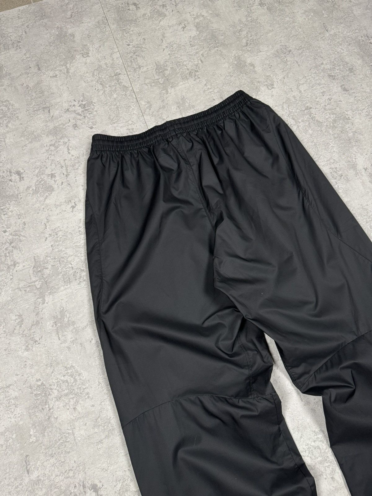 Nike Vintage Nike Y2K Sweatpants Track Pants Size L Size US 34 / EU 50 - 13 Thumbnail