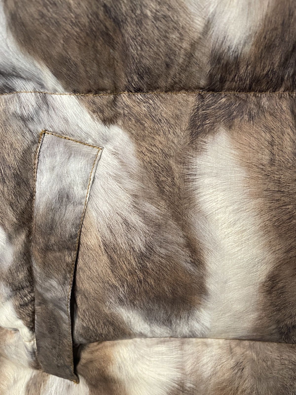Supreme × The North Face Supreme The North Face Nuptse Vest Fur Size US M / EU 48-50 / 2 - 5 Thumbnail