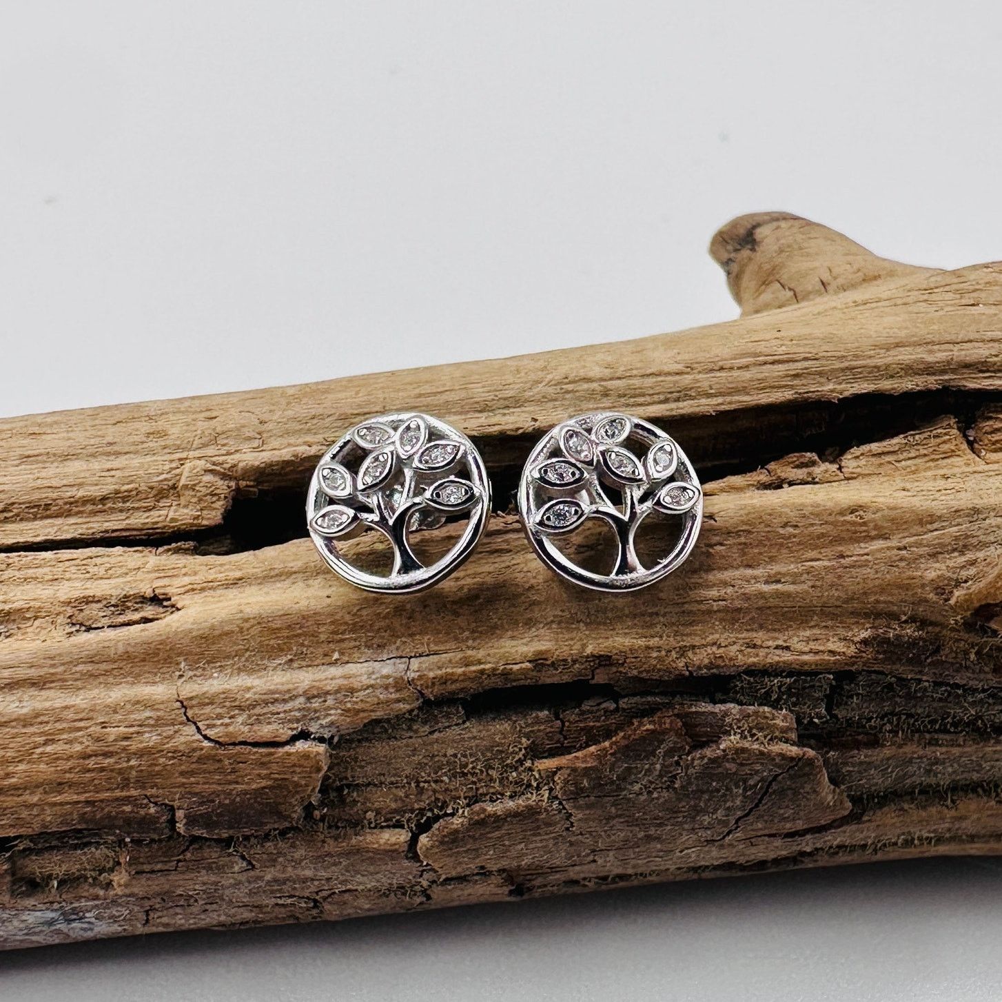 The Unbranded Brand Tree Of Life Sterling Silver CZ Stud Earrings Size ONE SIZE - 3 Thumbnail
