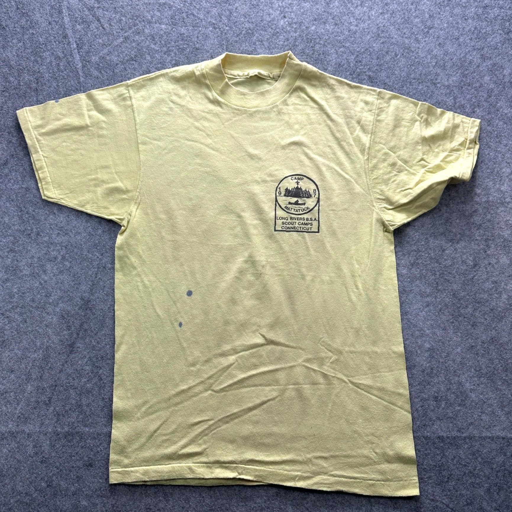 Vintage VINTAGE Camp Mattatuck Shirt Mens Large Yellow Graphic BSA Scout Camp 1987 80s Size US L / EU 52-54 / 3 - 3 Thumbnail