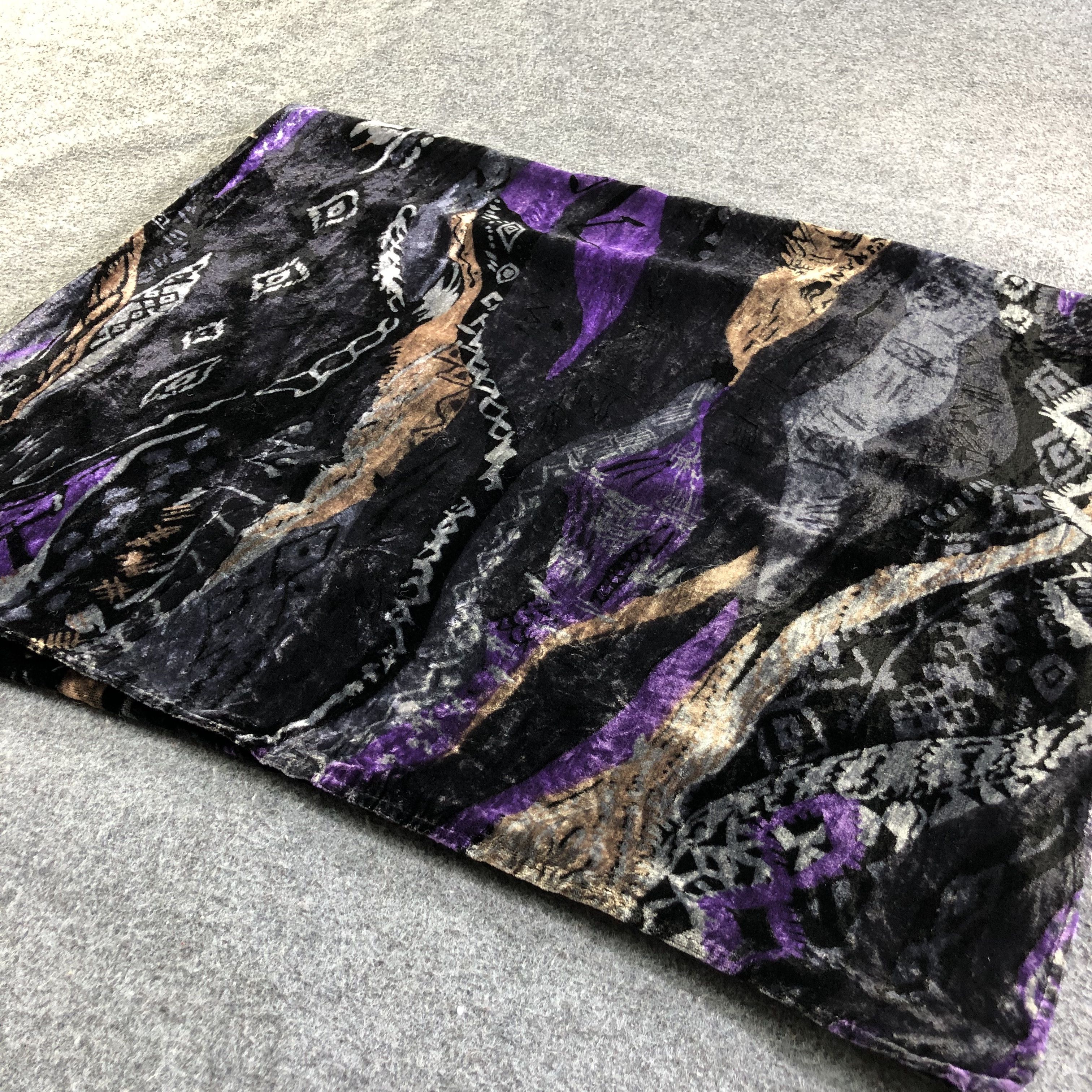 Nina Ricci Nina Ricci Velvet Scarf Muffler V1808 Size ONE SIZE - 3 Thumbnail