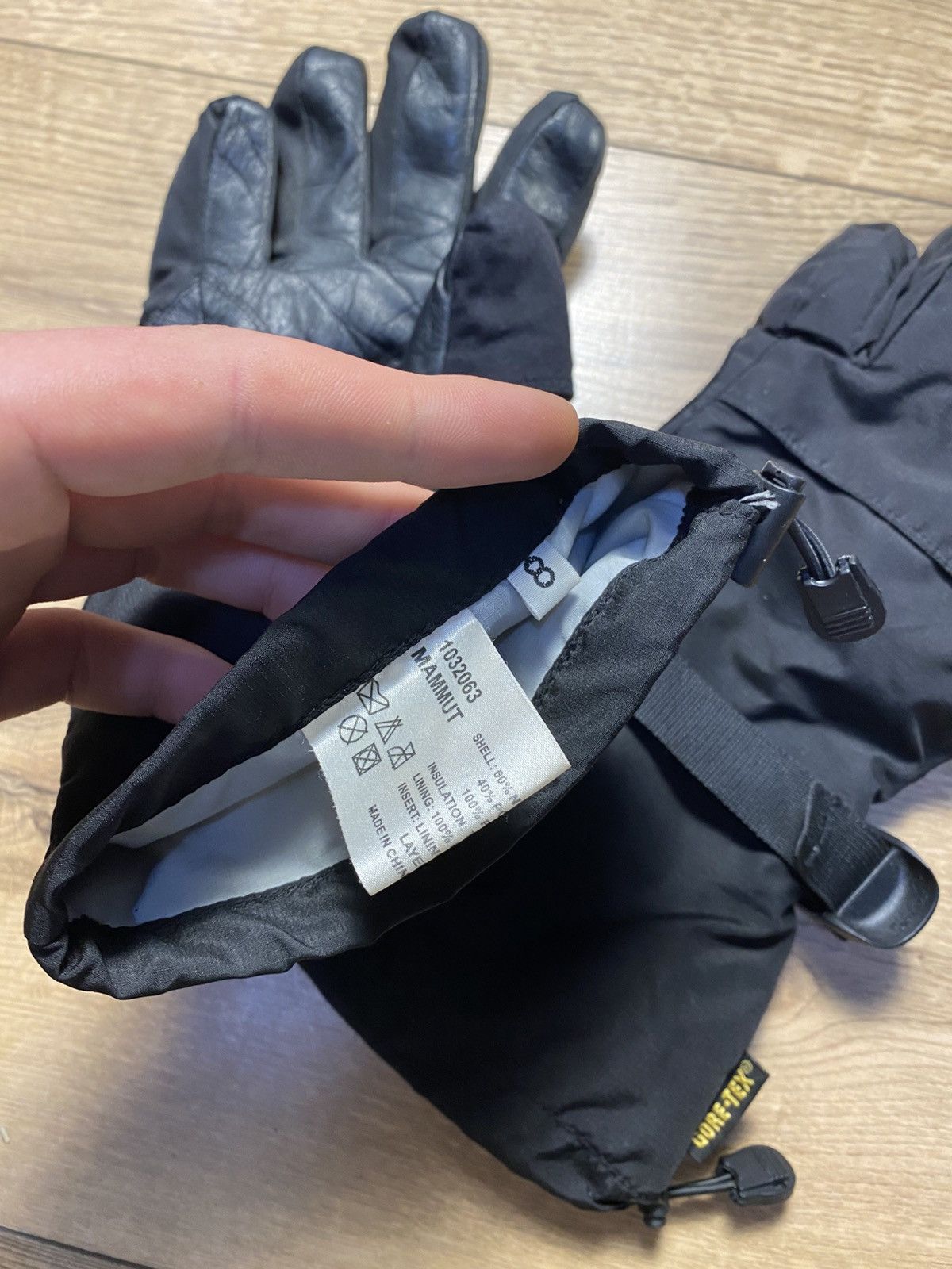 Mammut Mammut Expert Tour GTX Gloves Men's Size 8 M Black Winter Size ONE SIZE - 6 Thumbnail