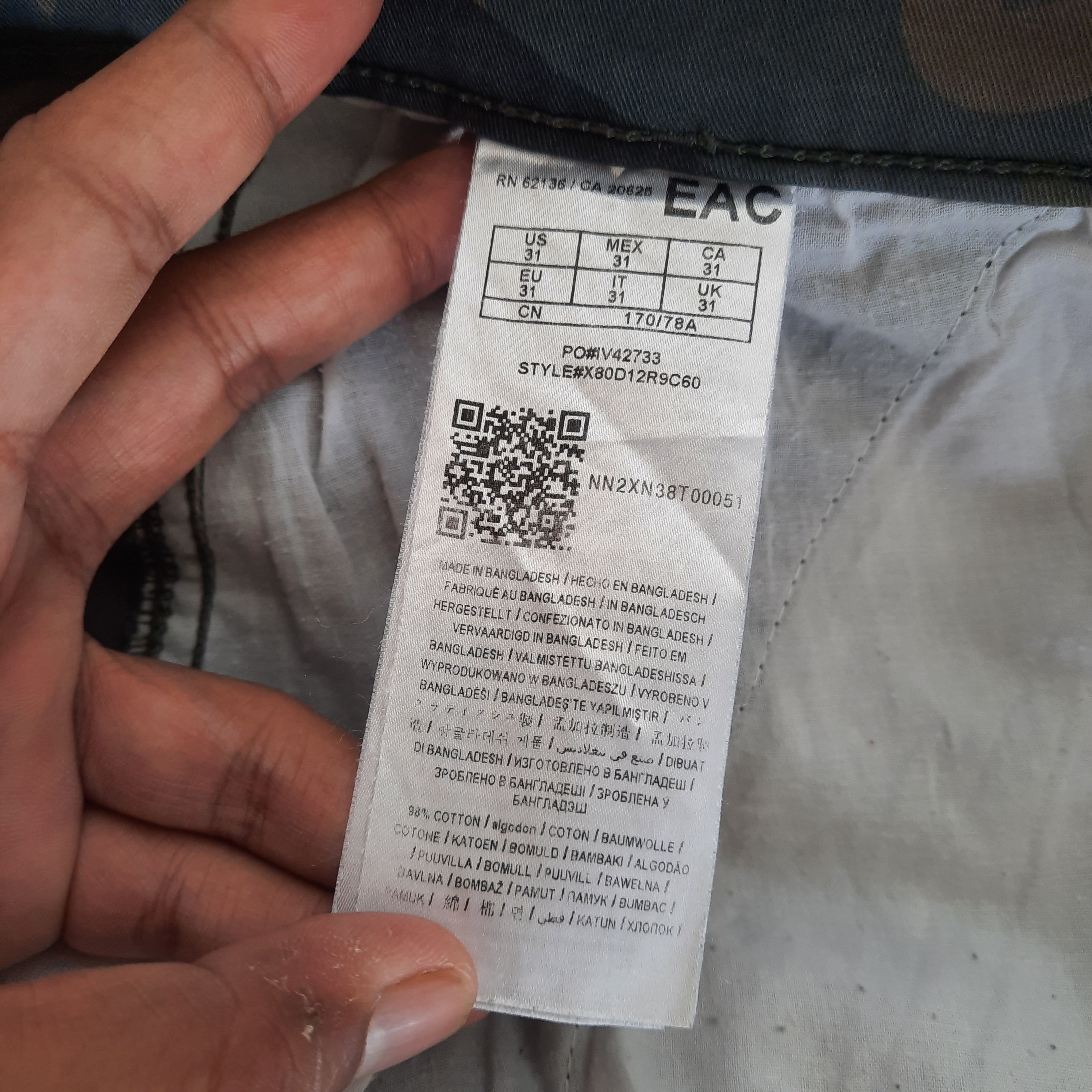 Guess 🔥Guess military camo army cargo short pants Size US 34 / EU 50 - 7 Thumbnail