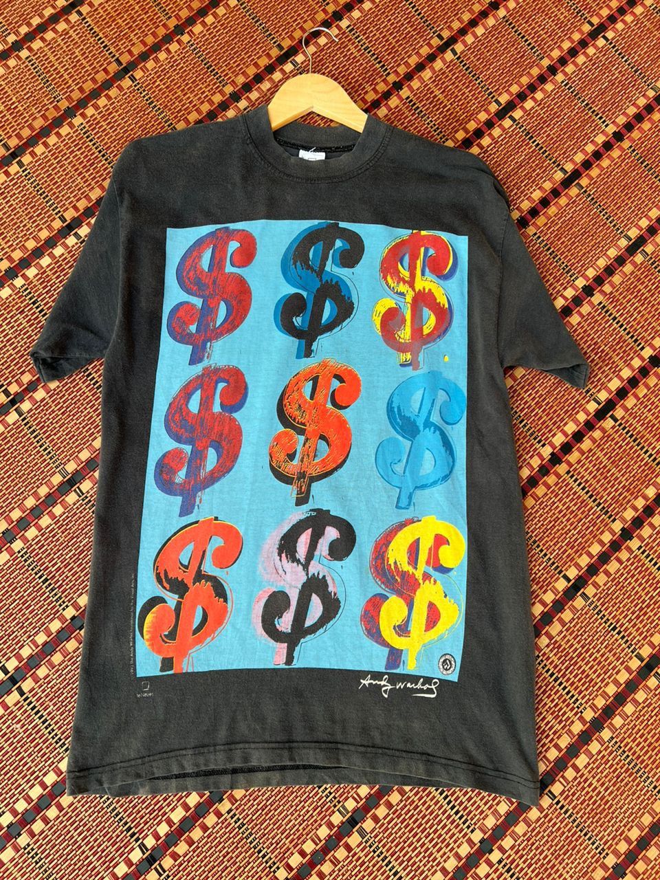 Andy Warhol × Vintage Vintage 1993 Andy Warhol Dollars Tee Pop Art Size US M / EU 48-50 / 2 - 9 Thumbnail