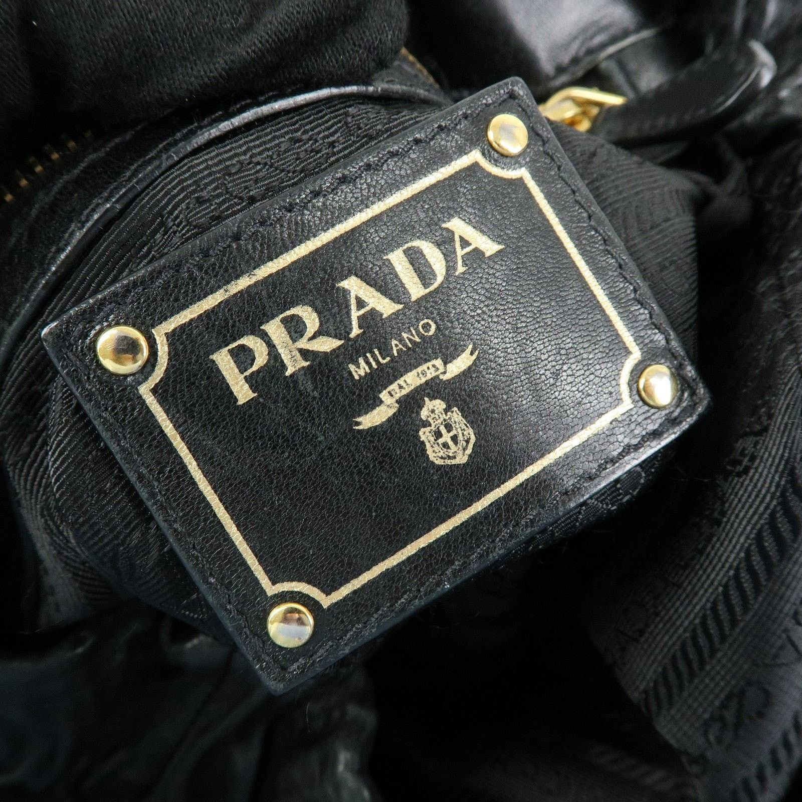 Prada Prada Drawstring Leather Bucket Bag Black Size ONE SIZE - 8 Thumbnail