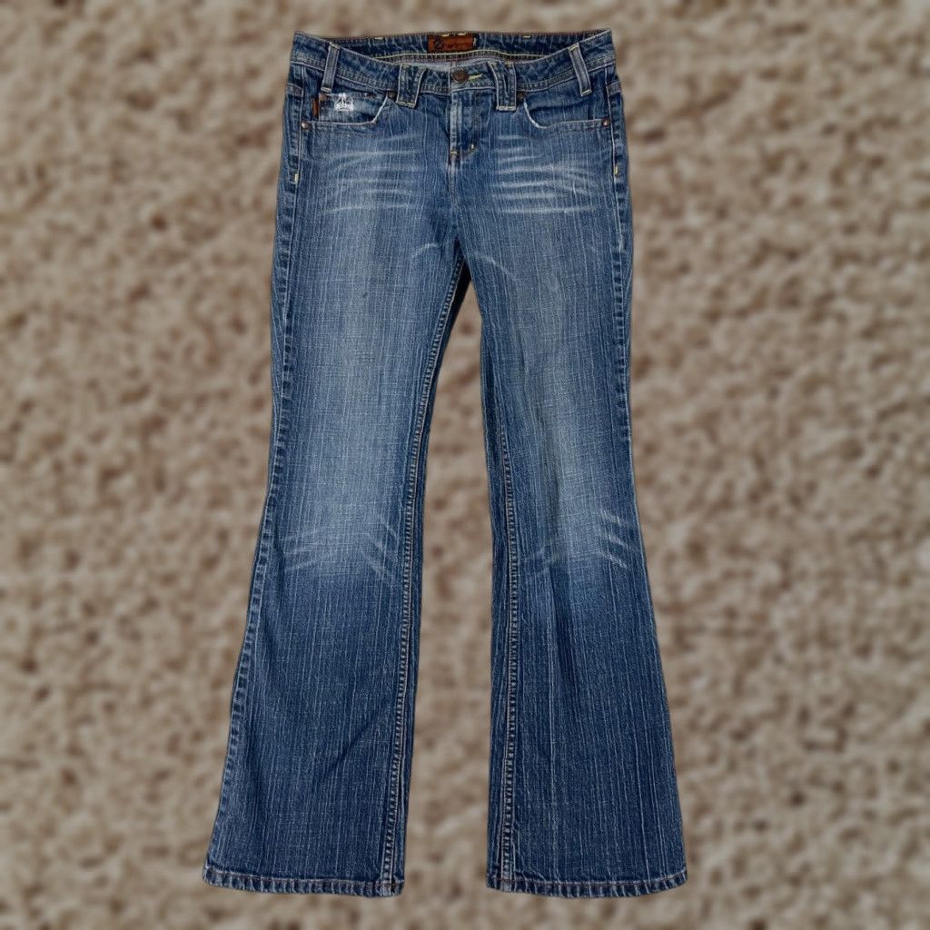Energie Energie Jeans Women Blue Denim Bootcut Pant 30.5 Inseam 25W Regular Fit Distressed Cotton Blend Size 11 Adult Womens Jeans Size 32" / US 10 / IT 46 - 1 Thumbnail
