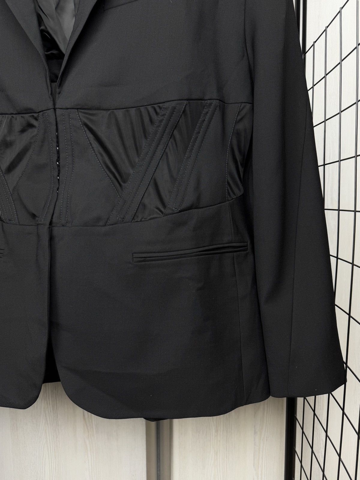 H&M × Mugler Mugler x H&M Corset-Style Wool Jacket Blazer size XXL 54 Size XXL / US 16-18 / IT 52-54 - 4 Thumbnail