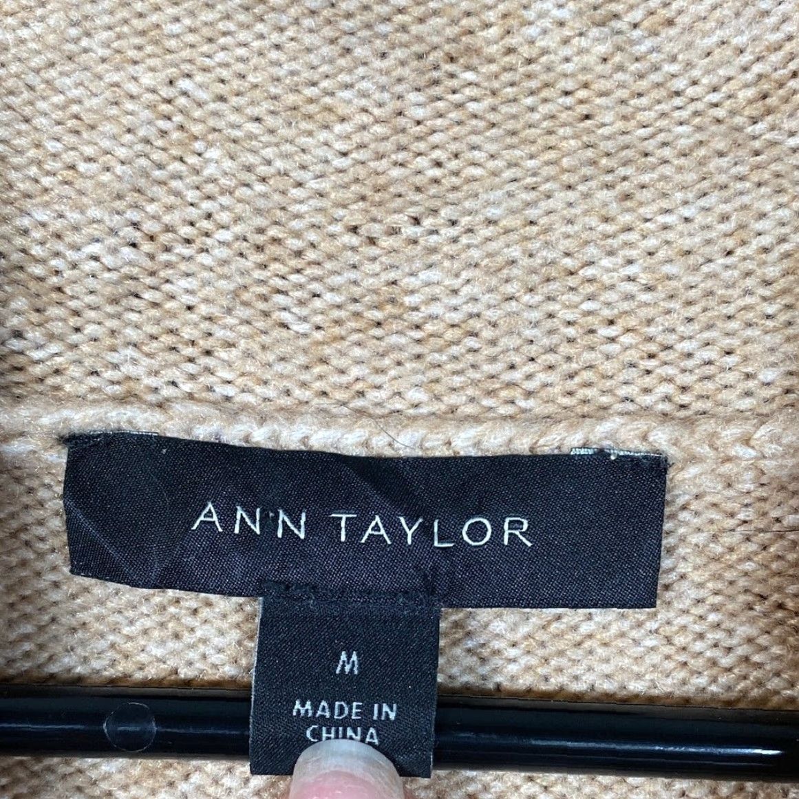 Ann Taylor Ann Taylor Womens Sweater Sand Turtleneck Wool Blend Long Sleeve Medium Size M / US 6-8 / IT 42-44 - 4 Thumbnail
