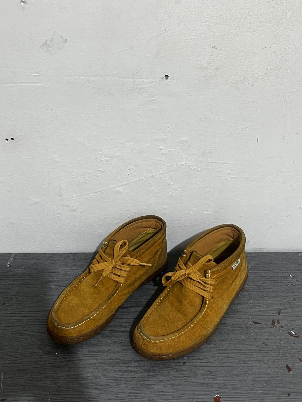 Vans Vans Carver Seude High Size US 8 / EU 41 - 2 Thumbnail