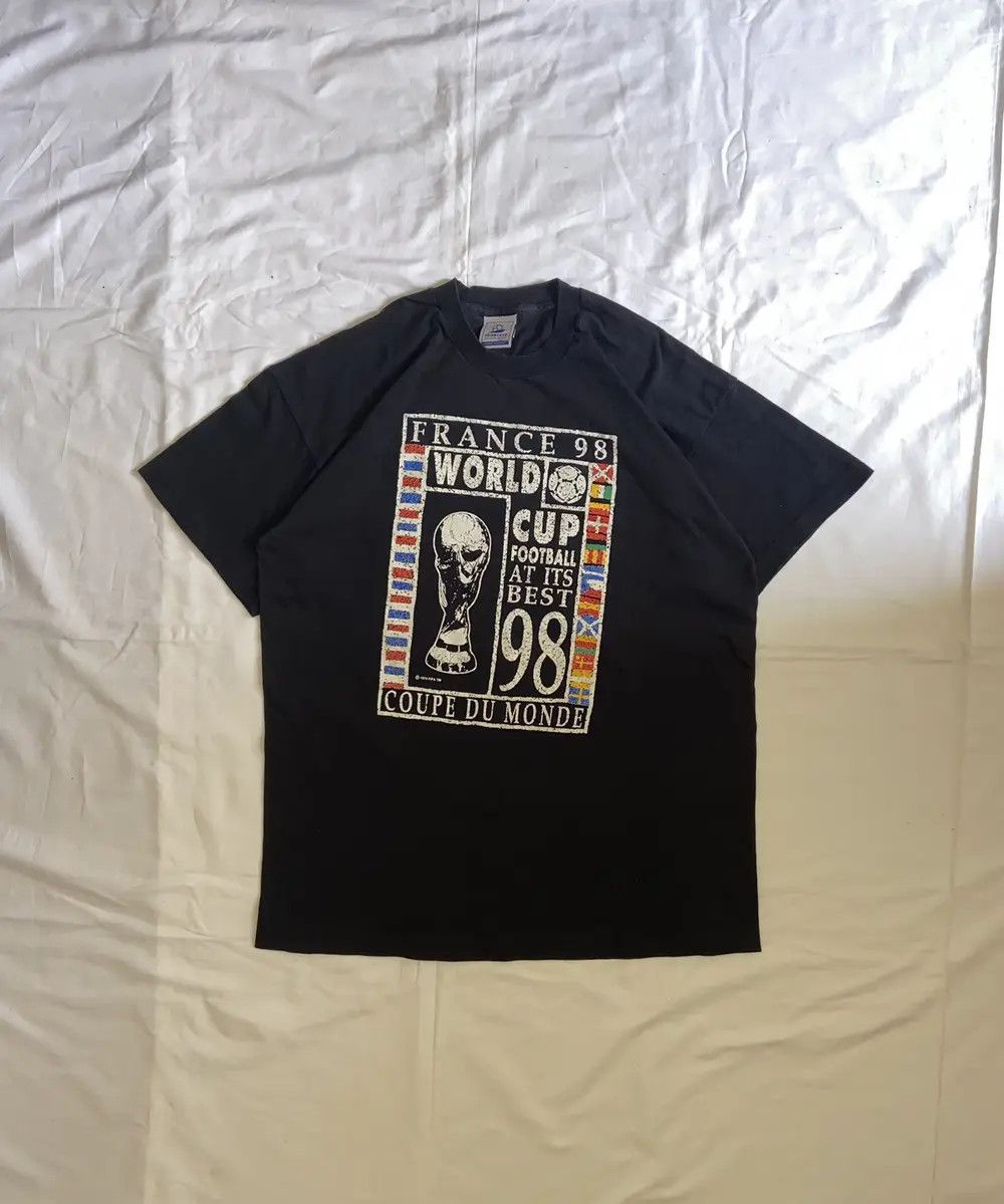 Vintage 1998 VINTAGE FIFA WORLD CUP FRANCE SOCCER FOOTBALL T SHIRT Size US XL / EU 56 / 4 - 1 Thumbnail