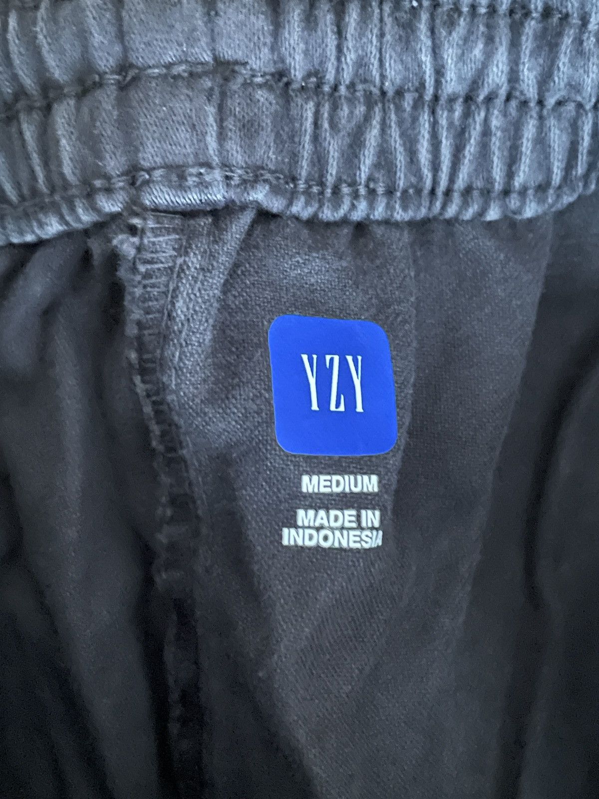 Balenciaga × Gap × Yeezy Yeezy Gap Sateen Cargo Pants Black Size Medium (UNRELEASED) Size US 32 / EU 48 - 4 Thumbnail